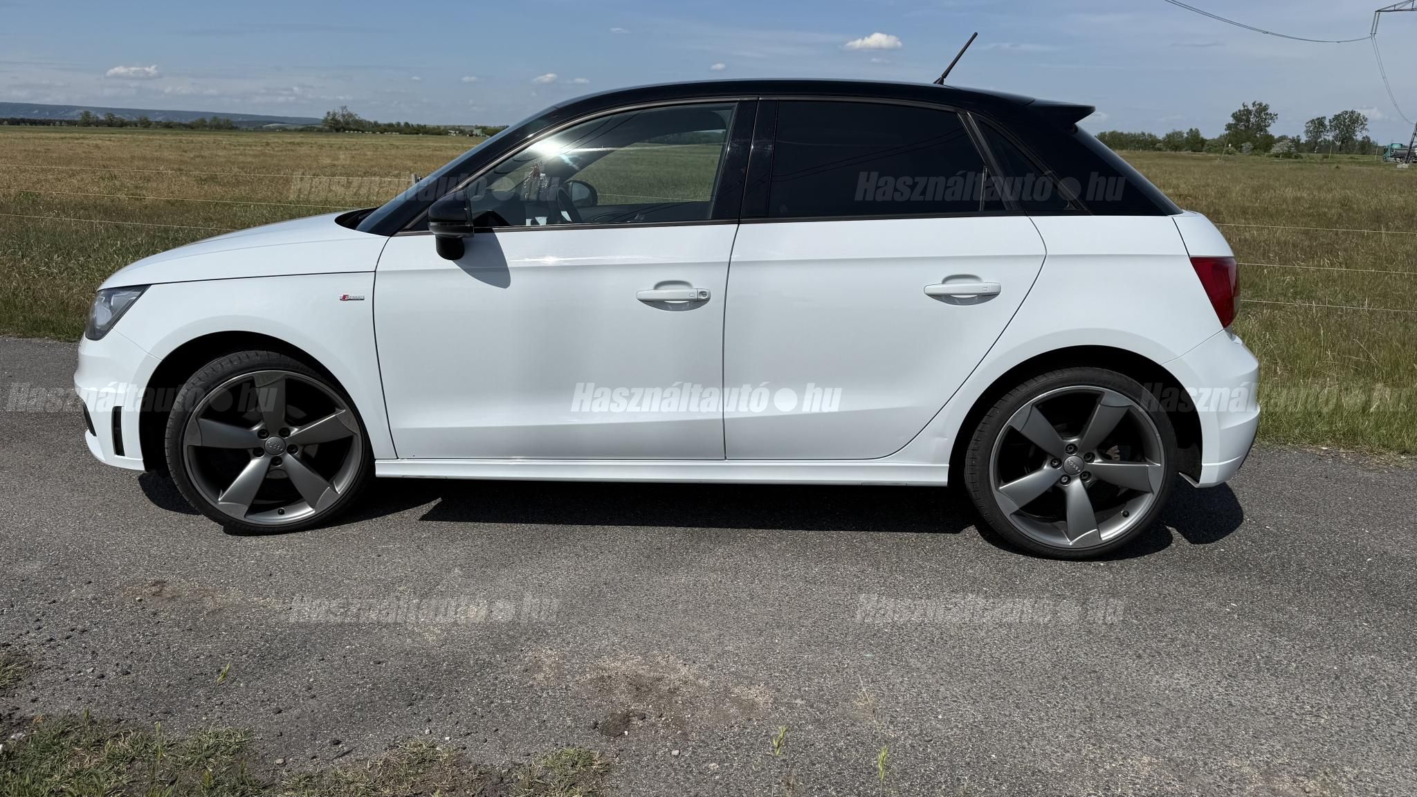 AUDI A1 2014/4 - 1