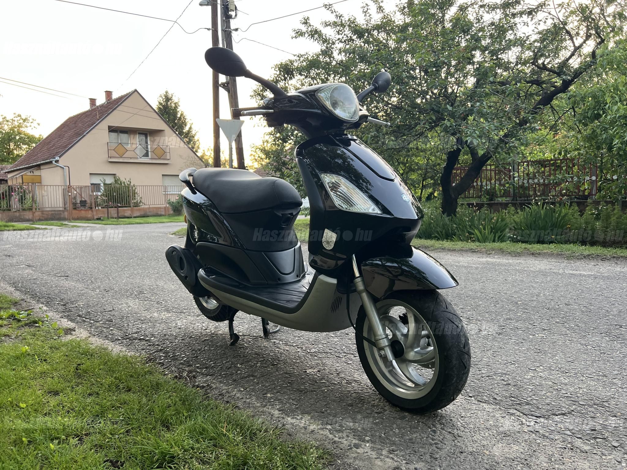 PIAGGIO FLY 50 2010/7 - 1