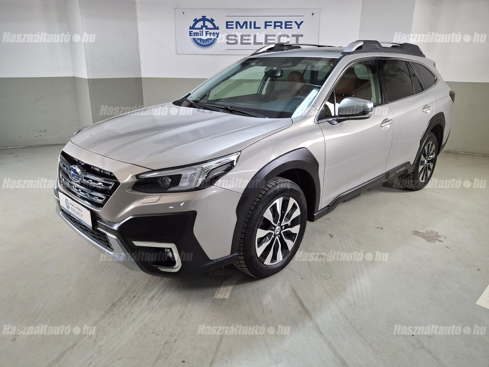 SUBARU OUTBACK 2025/3 - 1