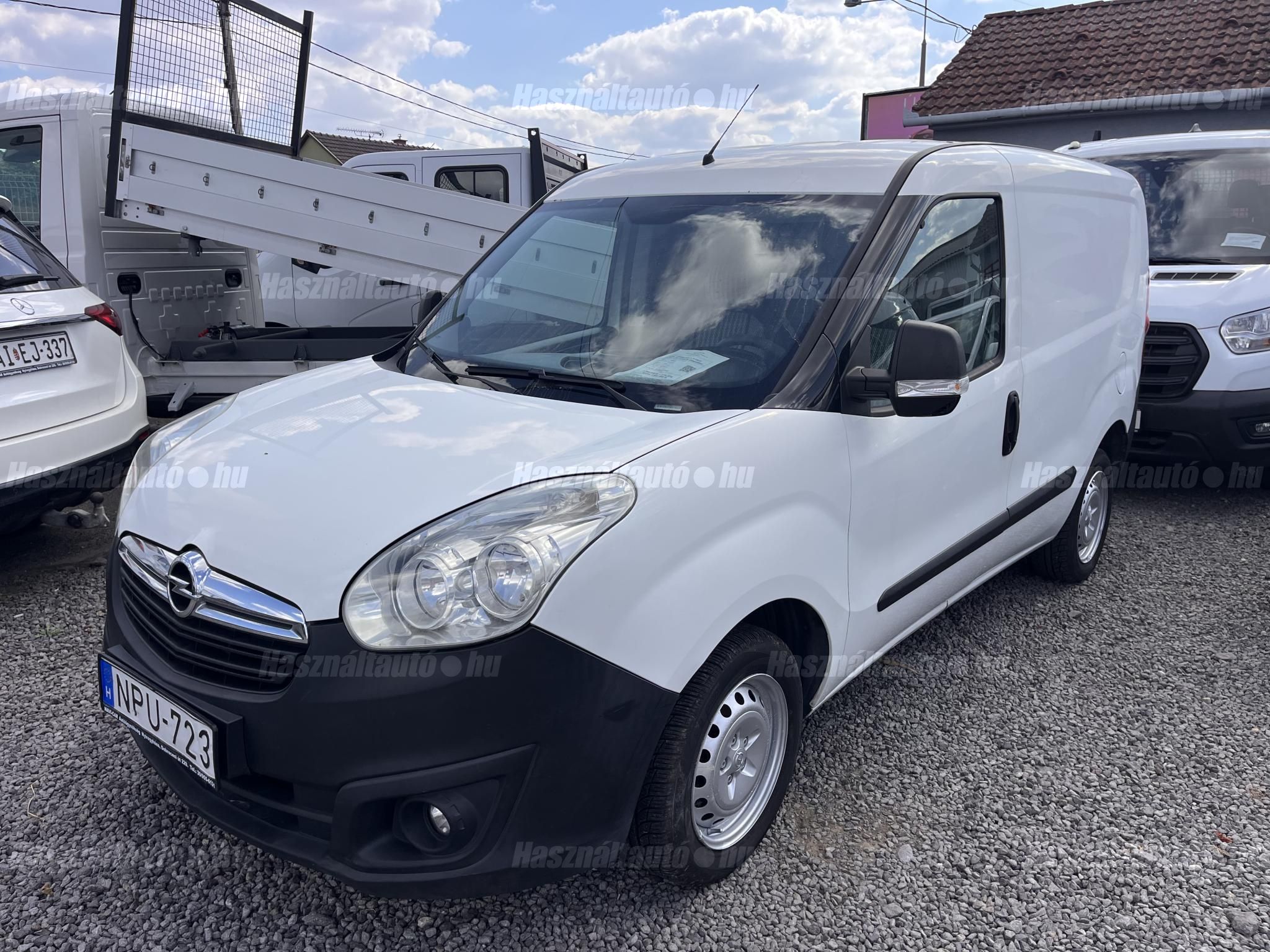 OPEL COMBO 2016/5 - 1