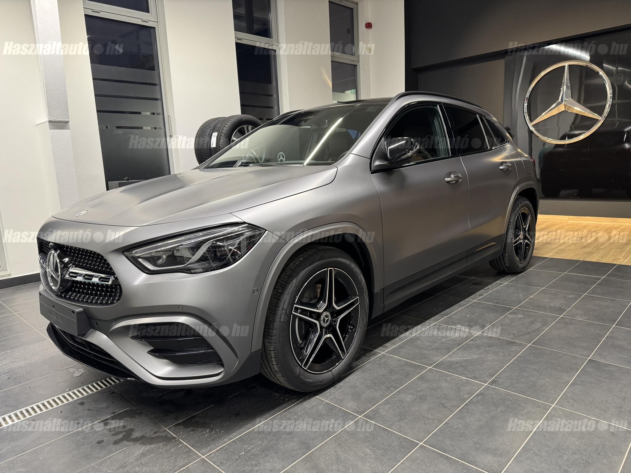 MERCEDES-BENZ GLA 200 2025 - 1