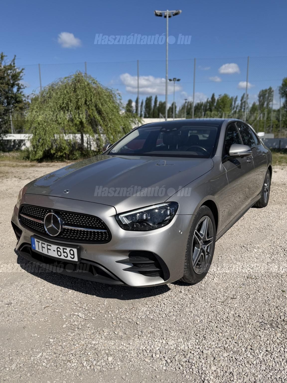 MERCEDES-BENZ E 300 2022/4 - 1