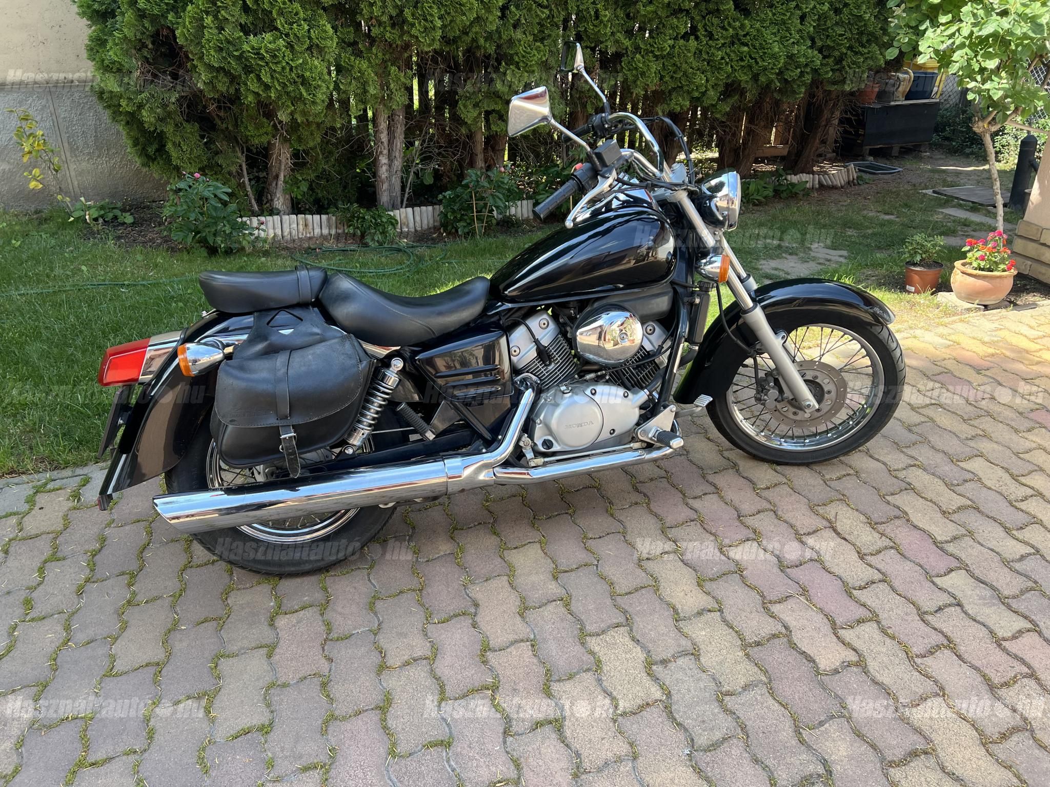 HONDA VT 125 C SHADOW 2001/4 - 1
