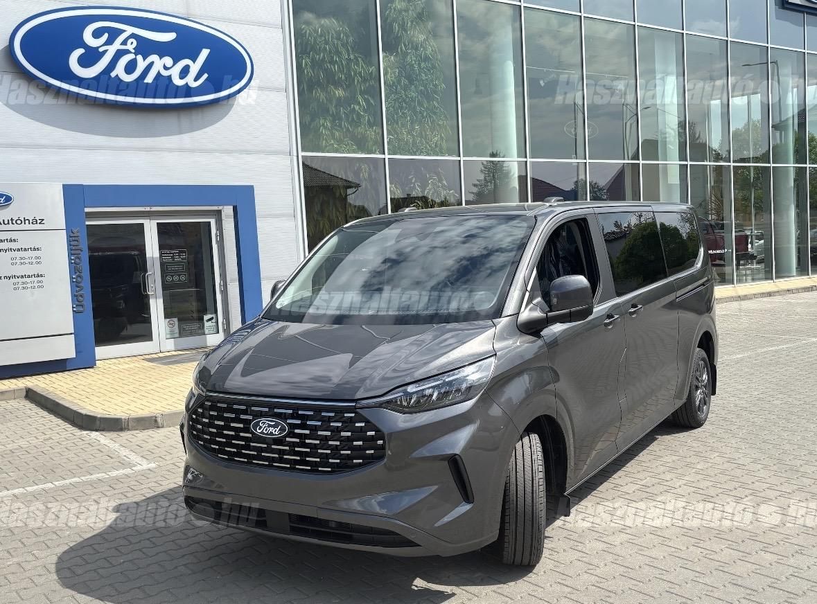 FORD TOURNEO 2026 - 1