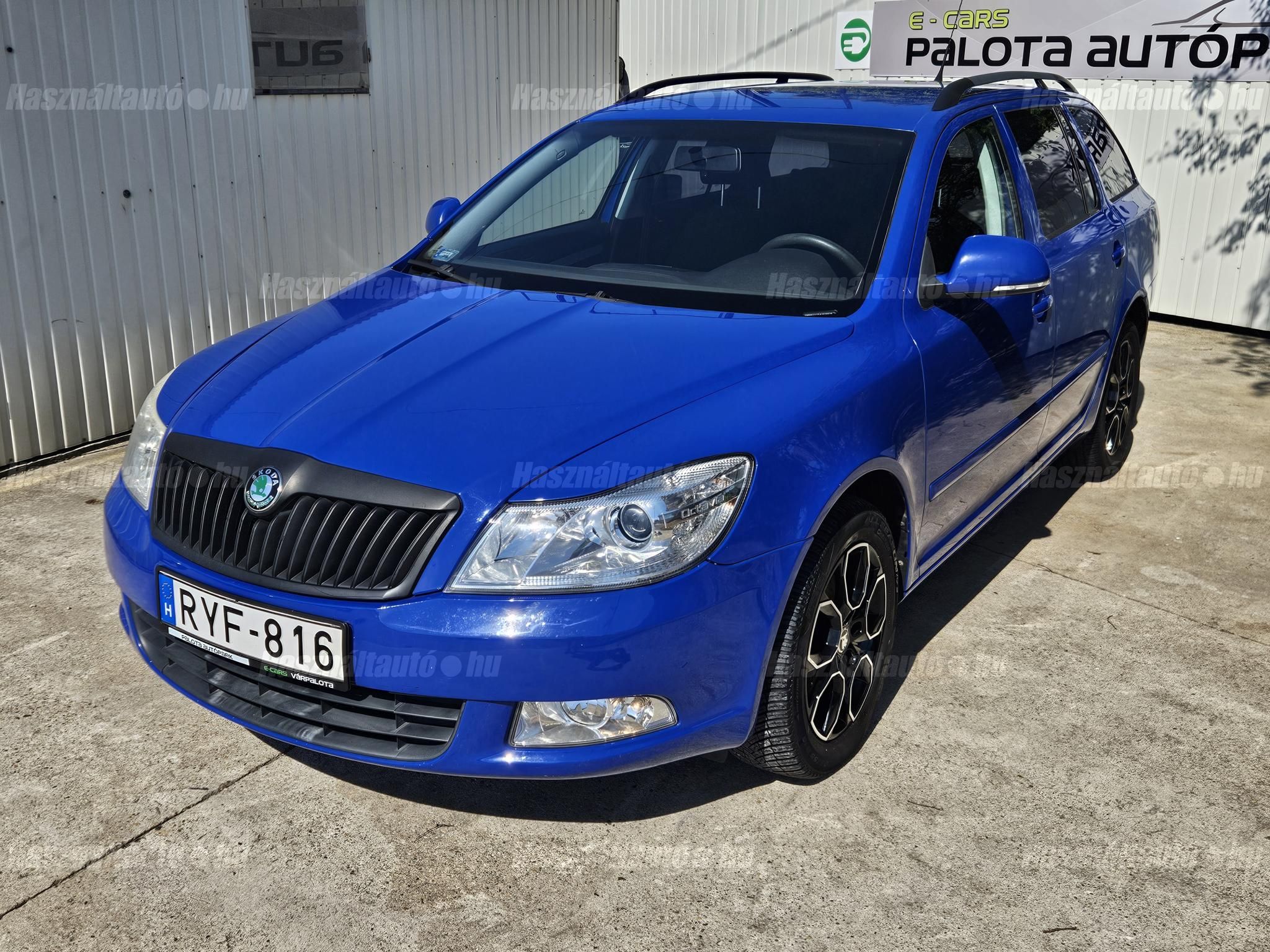 SKODA OCTAVIA 2009/8 - 1