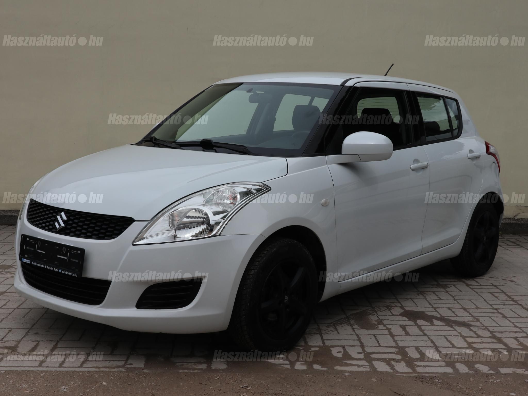 SUZUKI SWIFT 2011/6 - 1