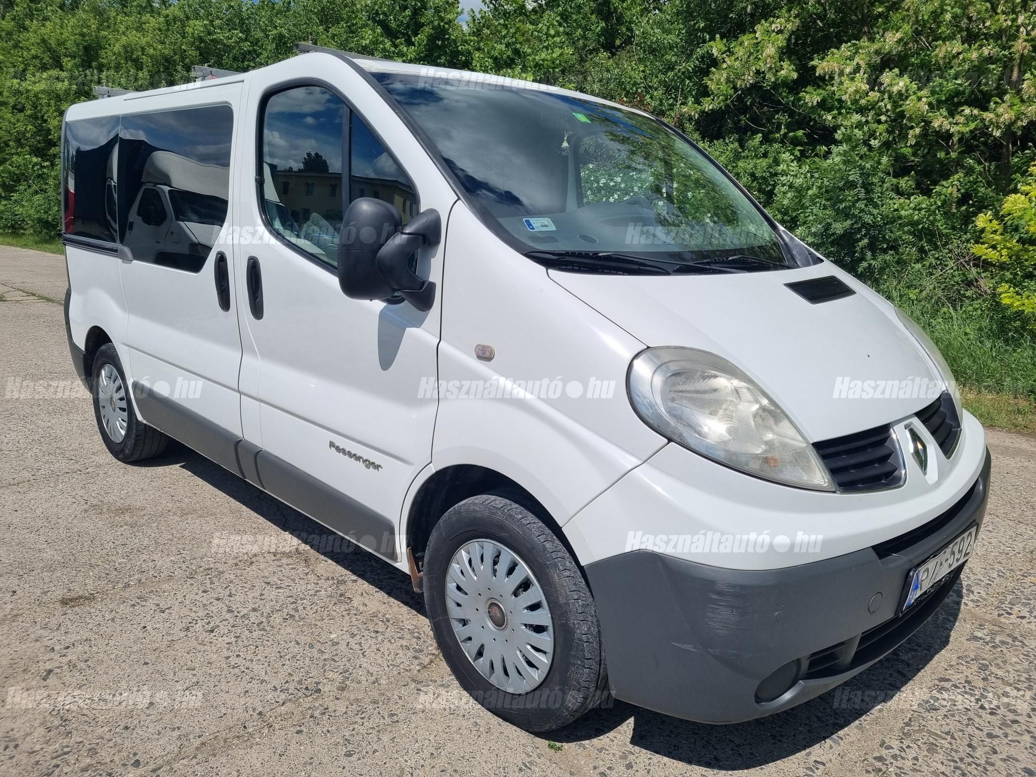 RENAULT TRAFIC 2011/6 - 1