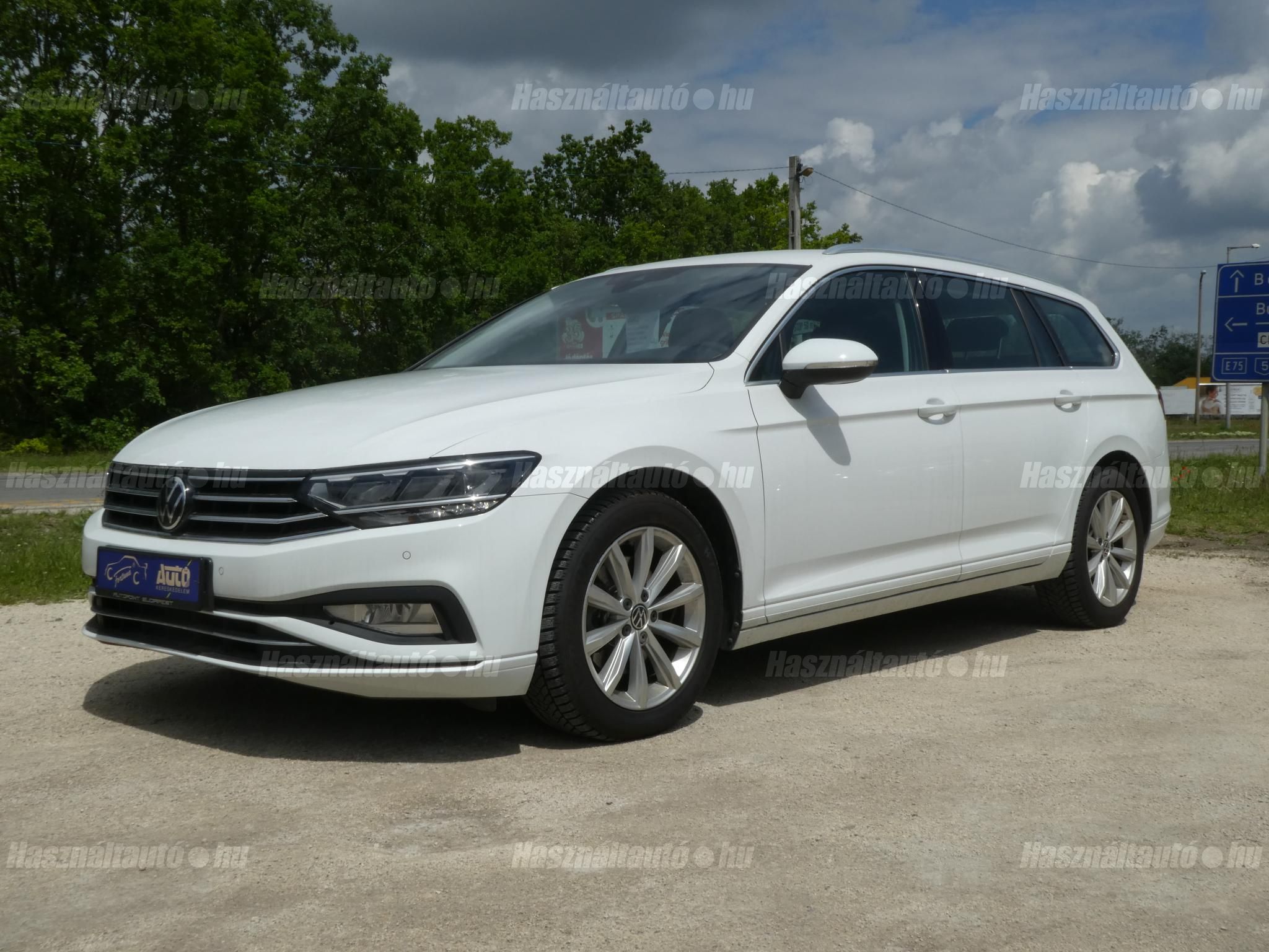 VOLKSWAGEN PASSAT VIII 2021/8 - 1