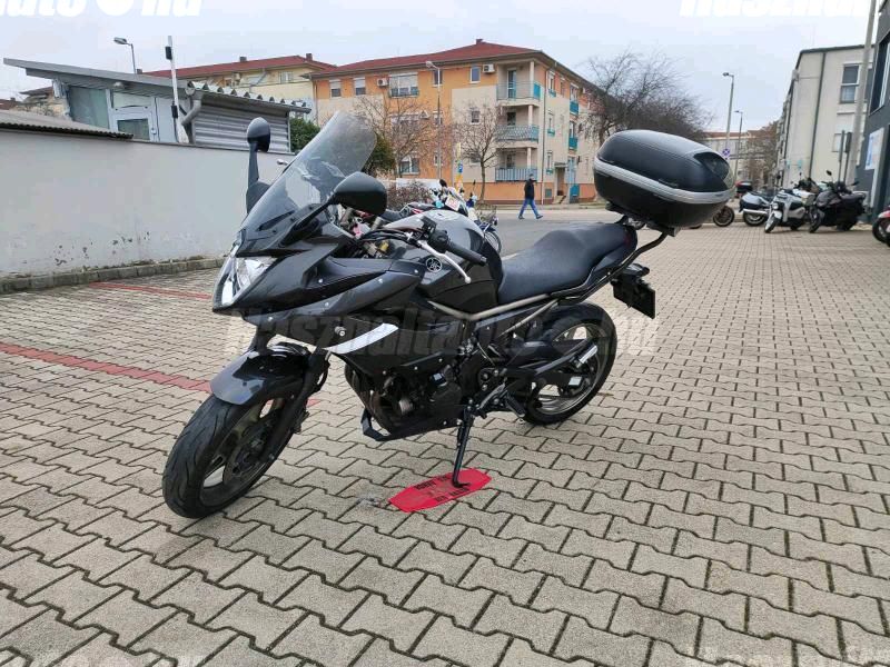 YAMAHA XJ 6 S 2009 - 1