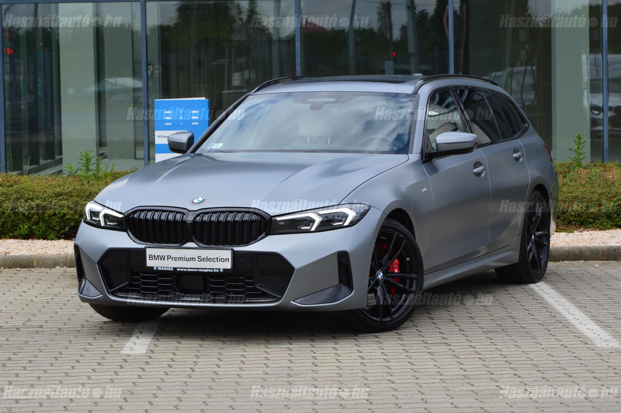 BMW 330 2024/3 - 1