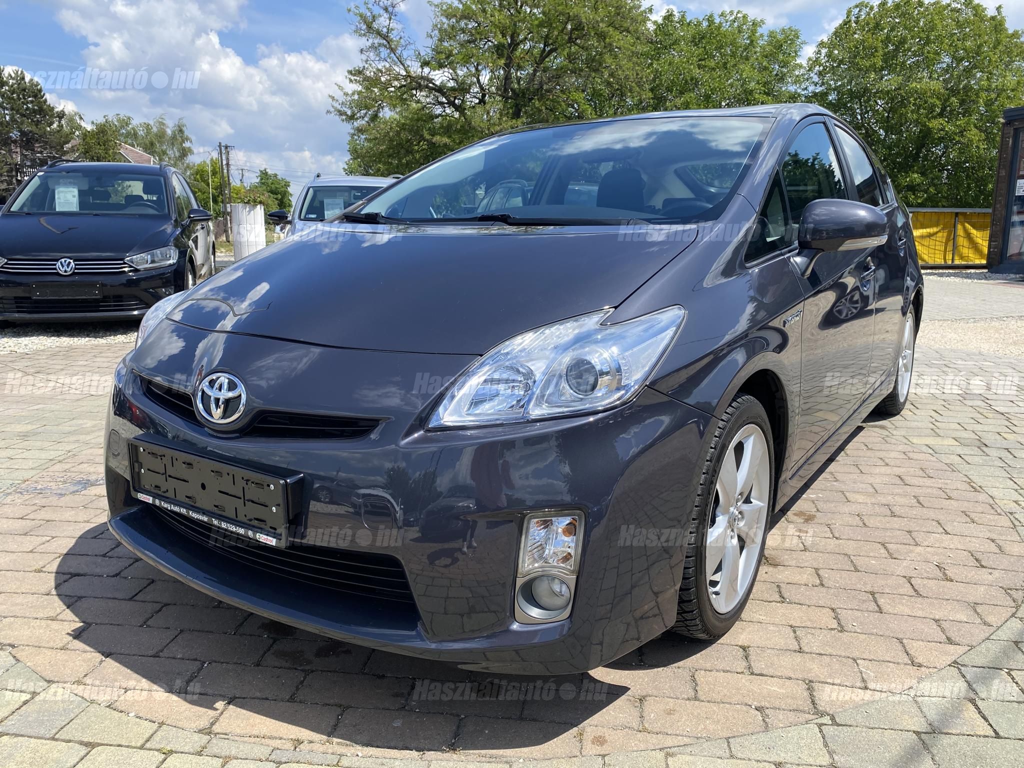 TOYOTA PRIUS 2012/2 - 1