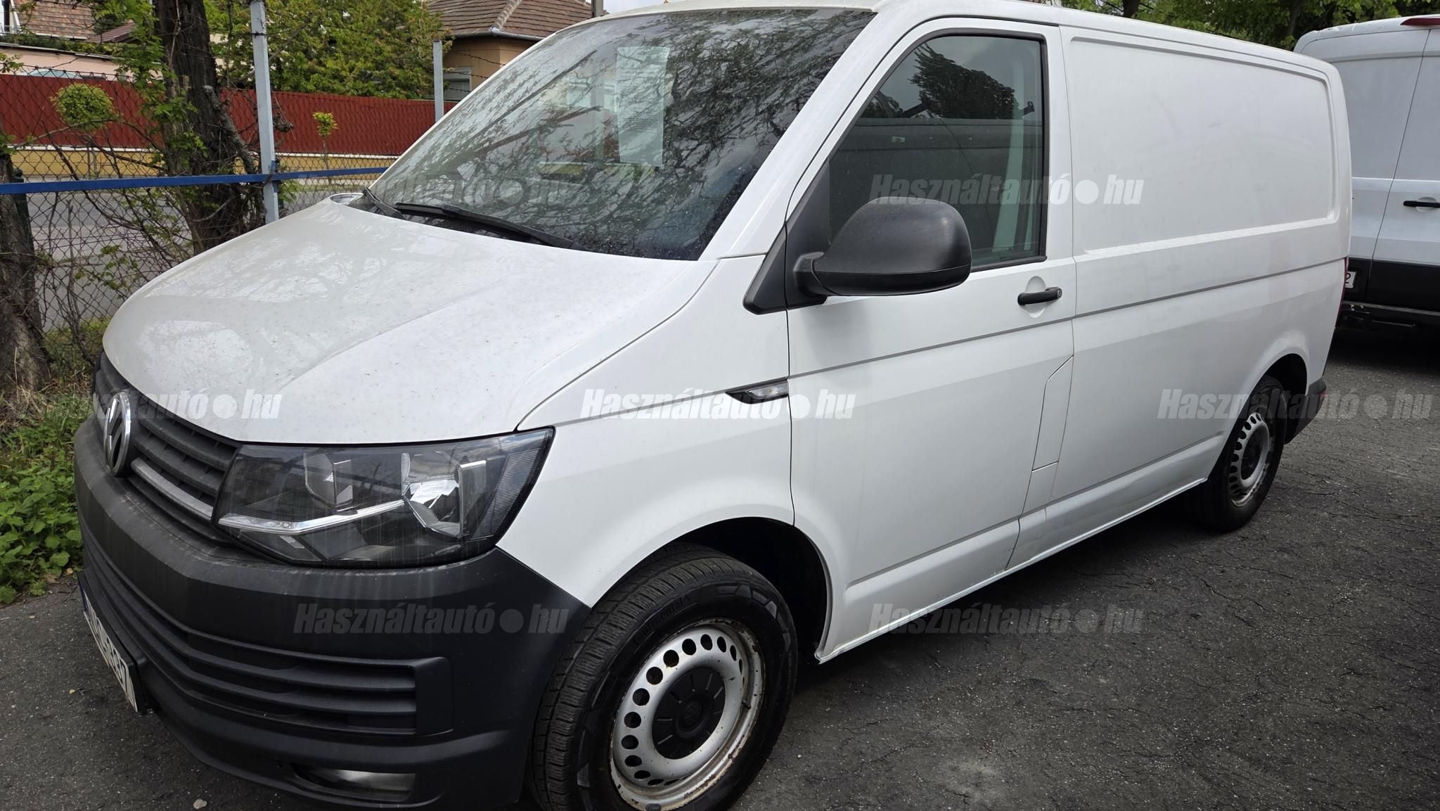 VOLKSWAGEN TRANSPORTER 2016/7 - 1