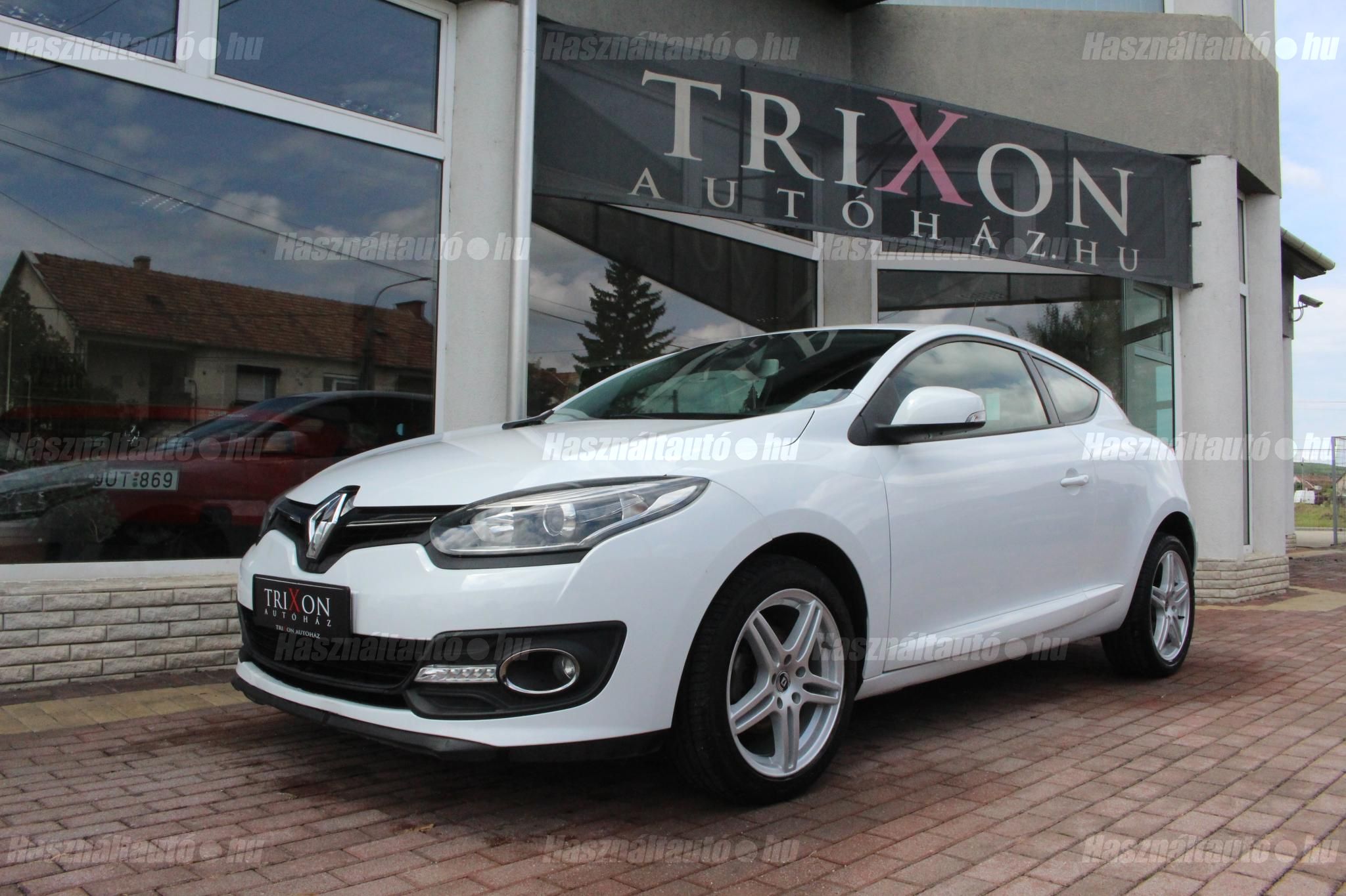 RENAULT MEGANE 2014/7 - 1