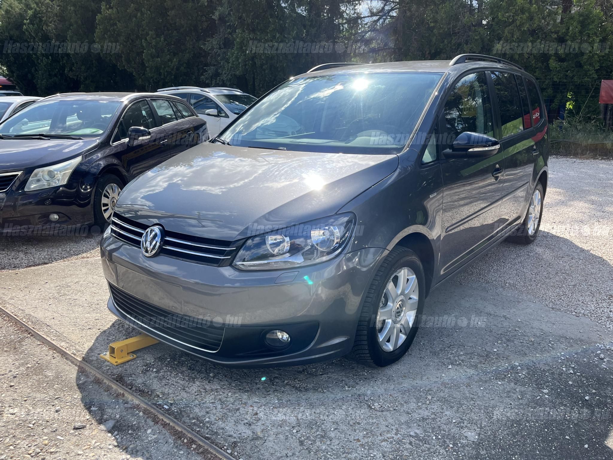 VOLKSWAGEN TOURAN 2012/11 - 1