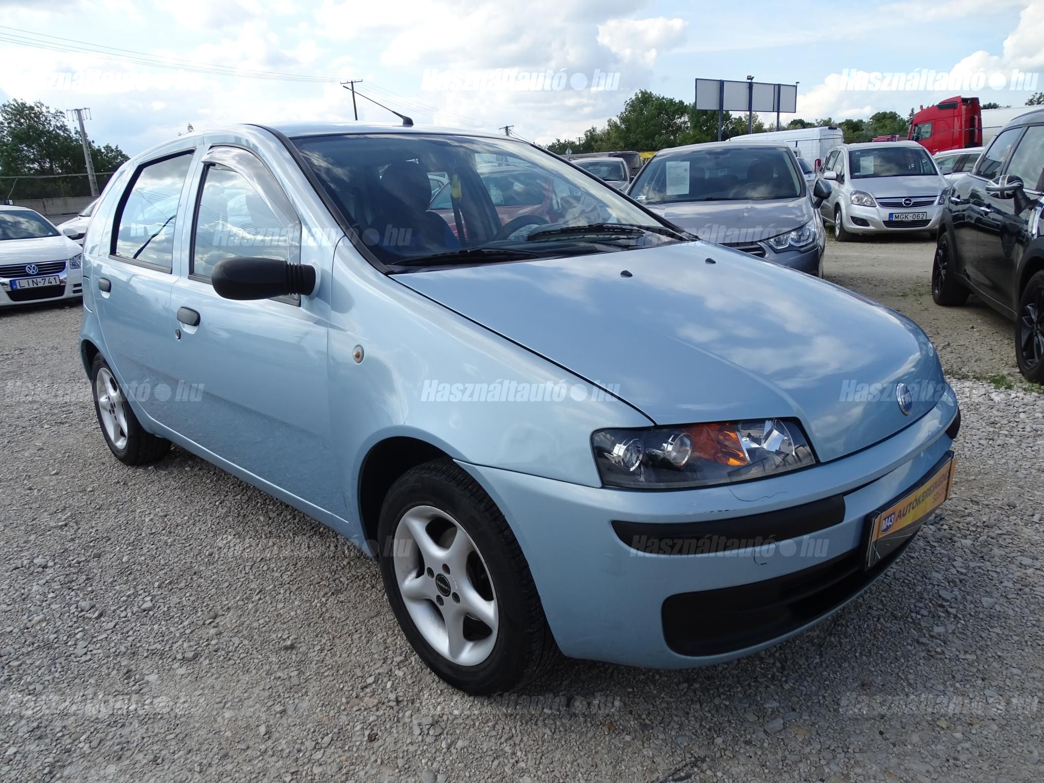 FIAT PUNTO 2002/7 - 1