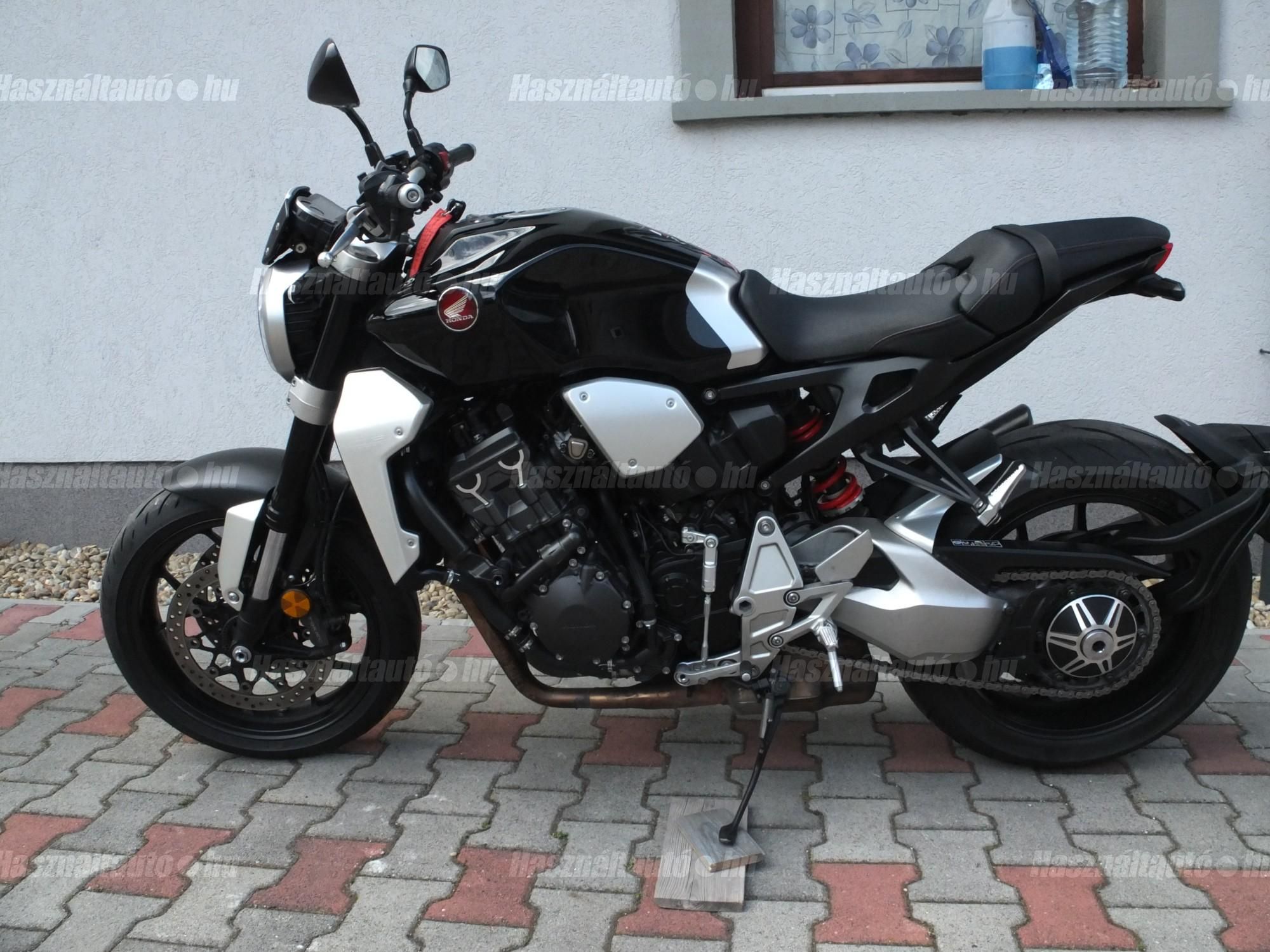 HONDA CB 1000 R 2020/5 - 1