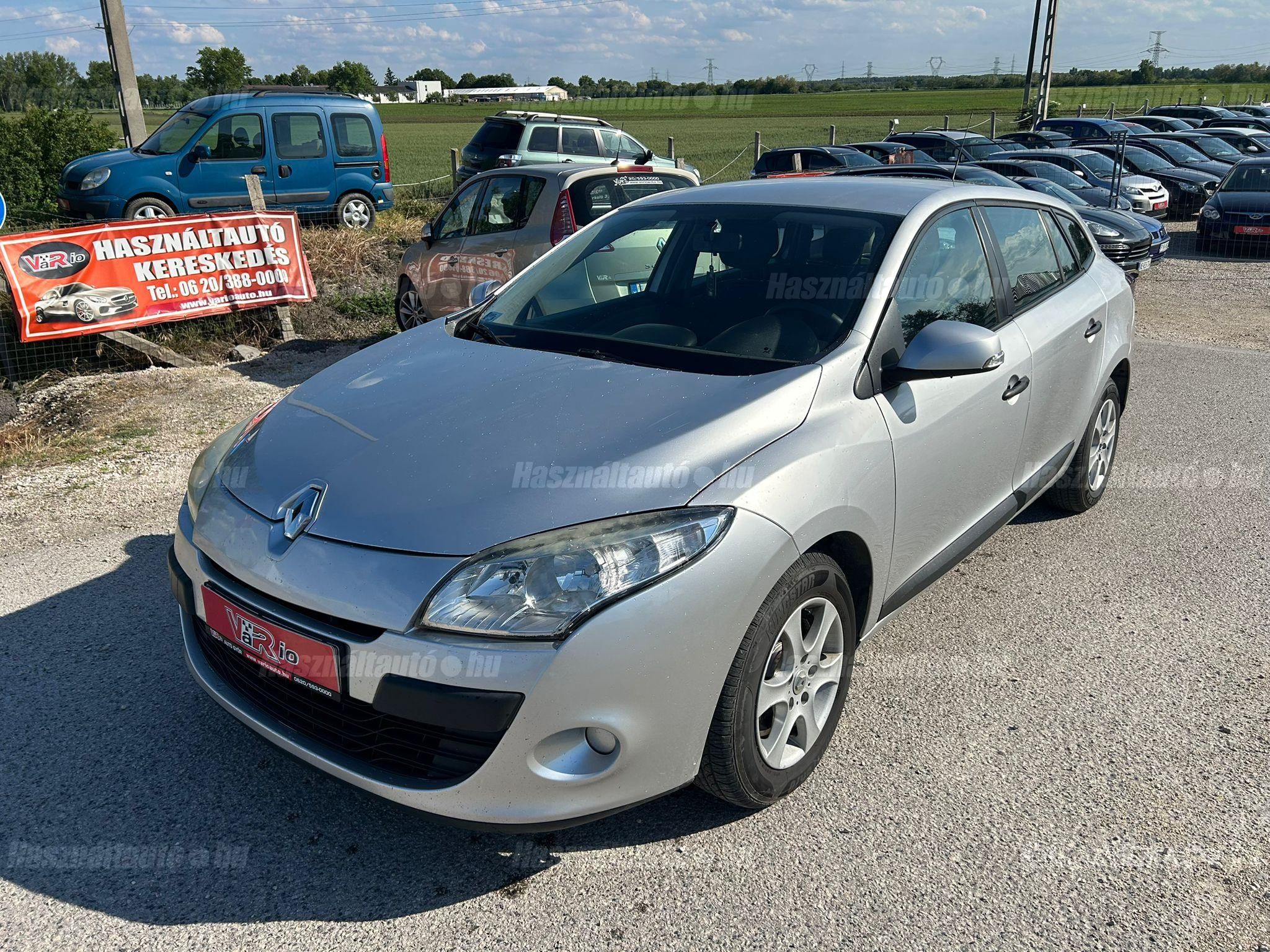 RENAULT MEGANE 2010/1 - 1