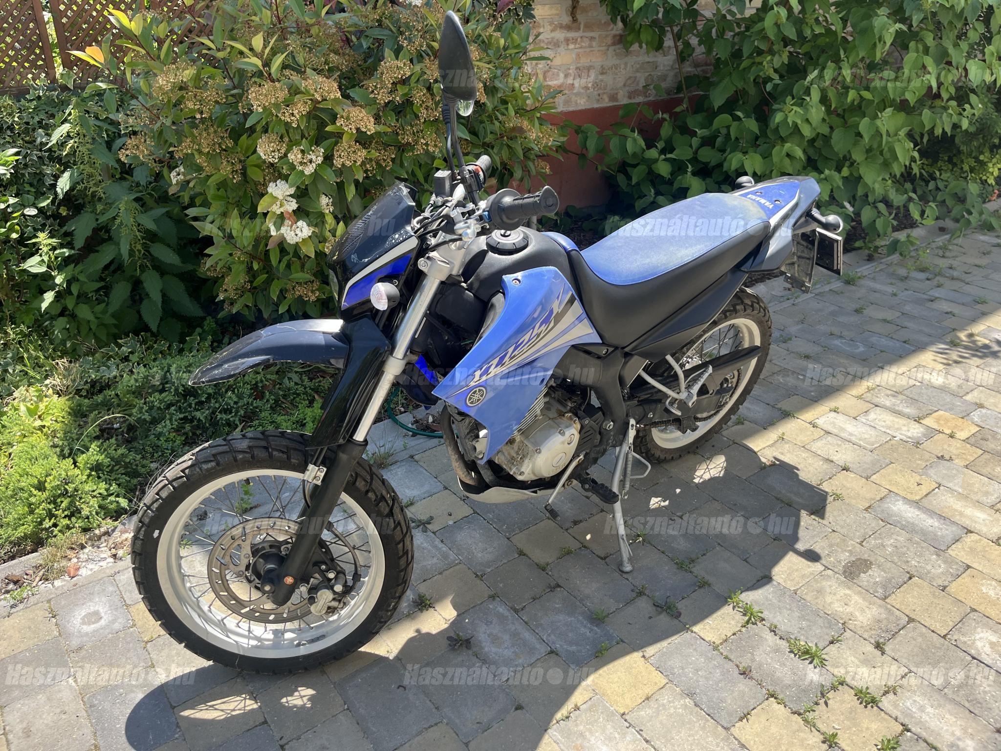 YAMAHA XT 125 X 2008/4 - 1