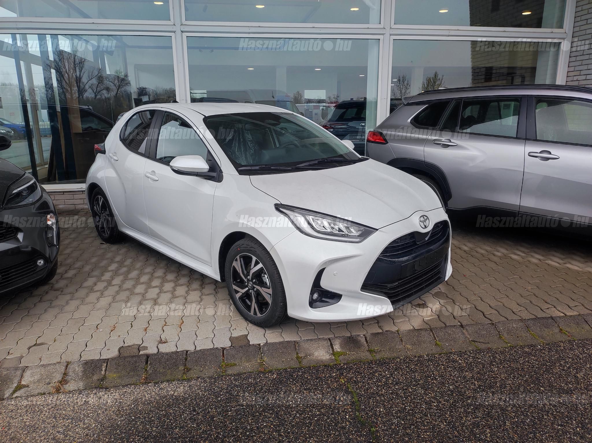 TOYOTA YARIS 2026 - 1
