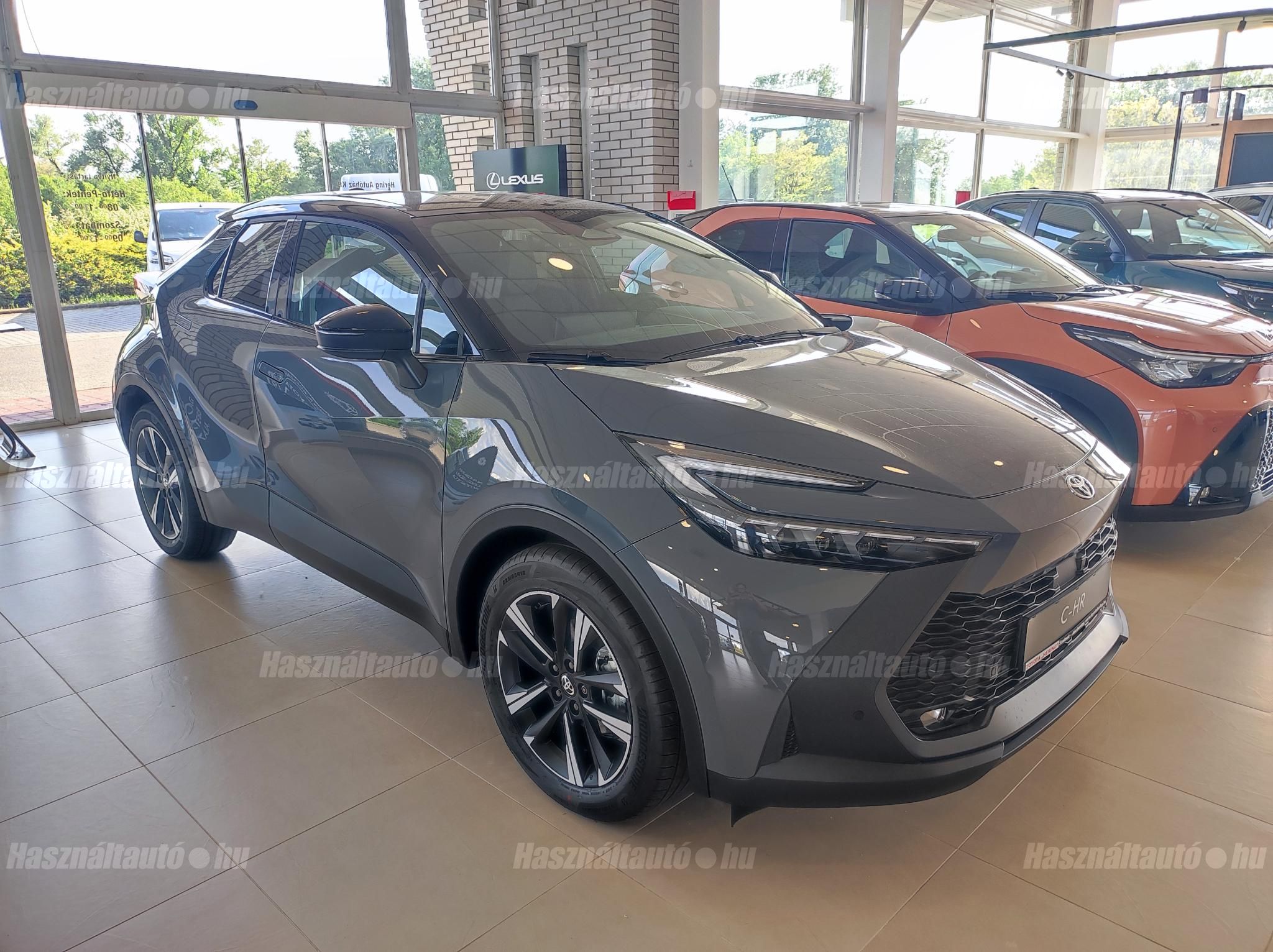 TOYOTA C-HR 2026 - 1