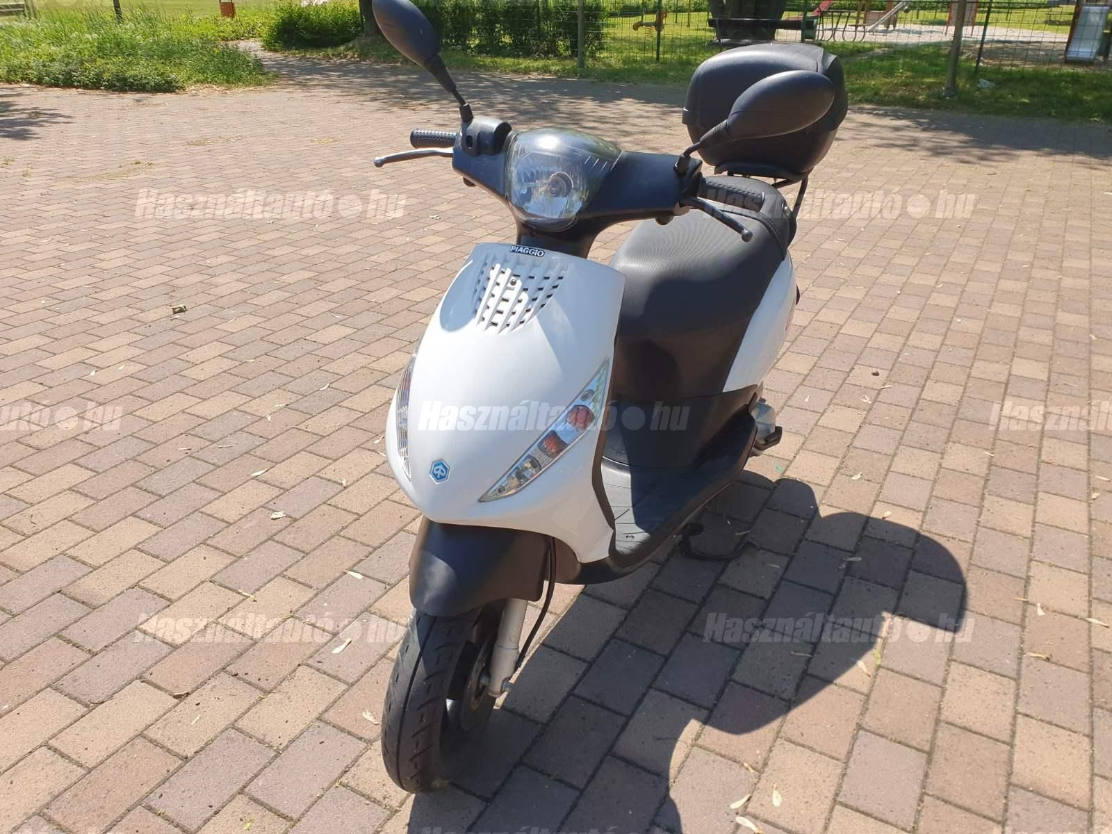 PIAGGIO ZIP 50 2017/6 - 1