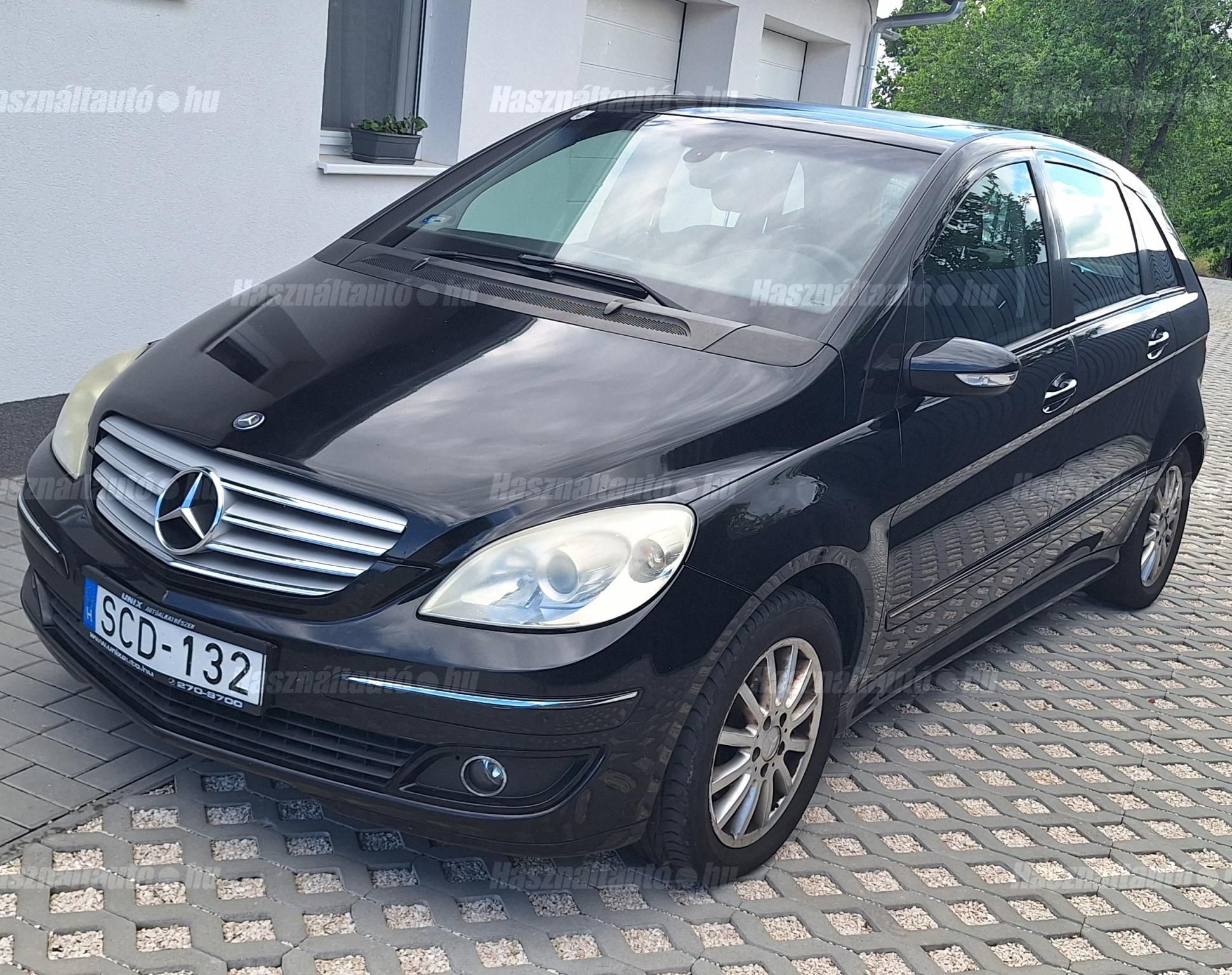 MERCEDES-BENZ B 180 2006/10 - 1
