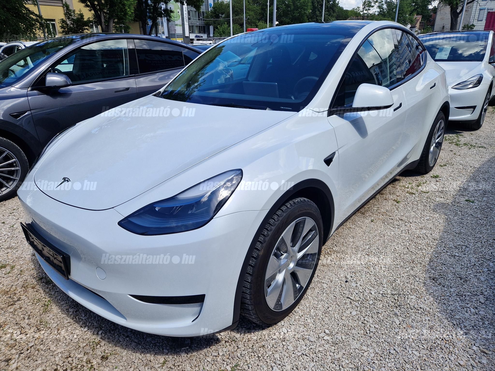 TESLA MODEL Y 2022/12 - 1