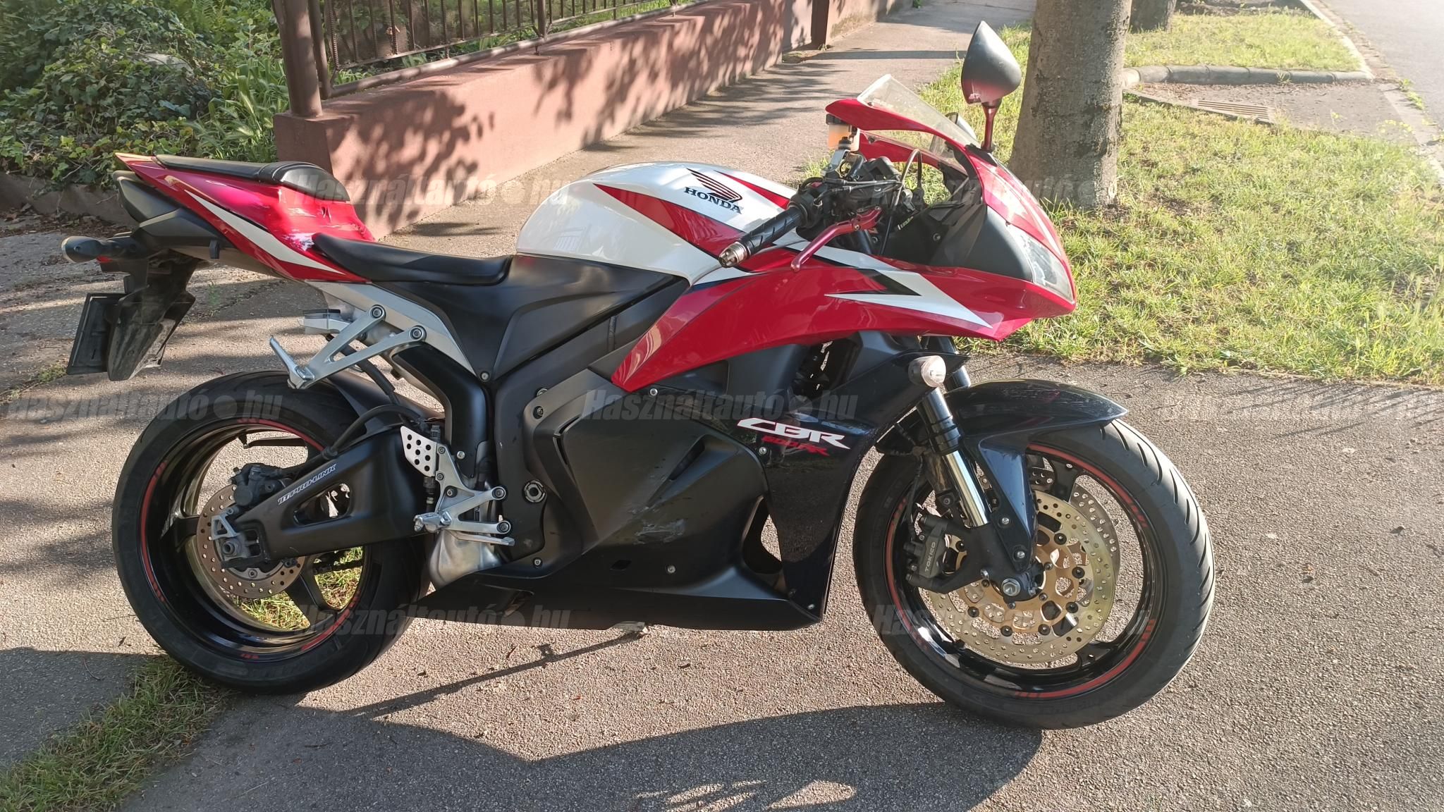 HONDA CBR 600 RR 2009/6 - 1