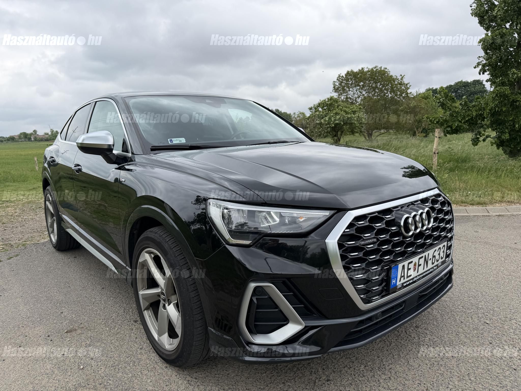 AUDI Q3 2022/4 - 1