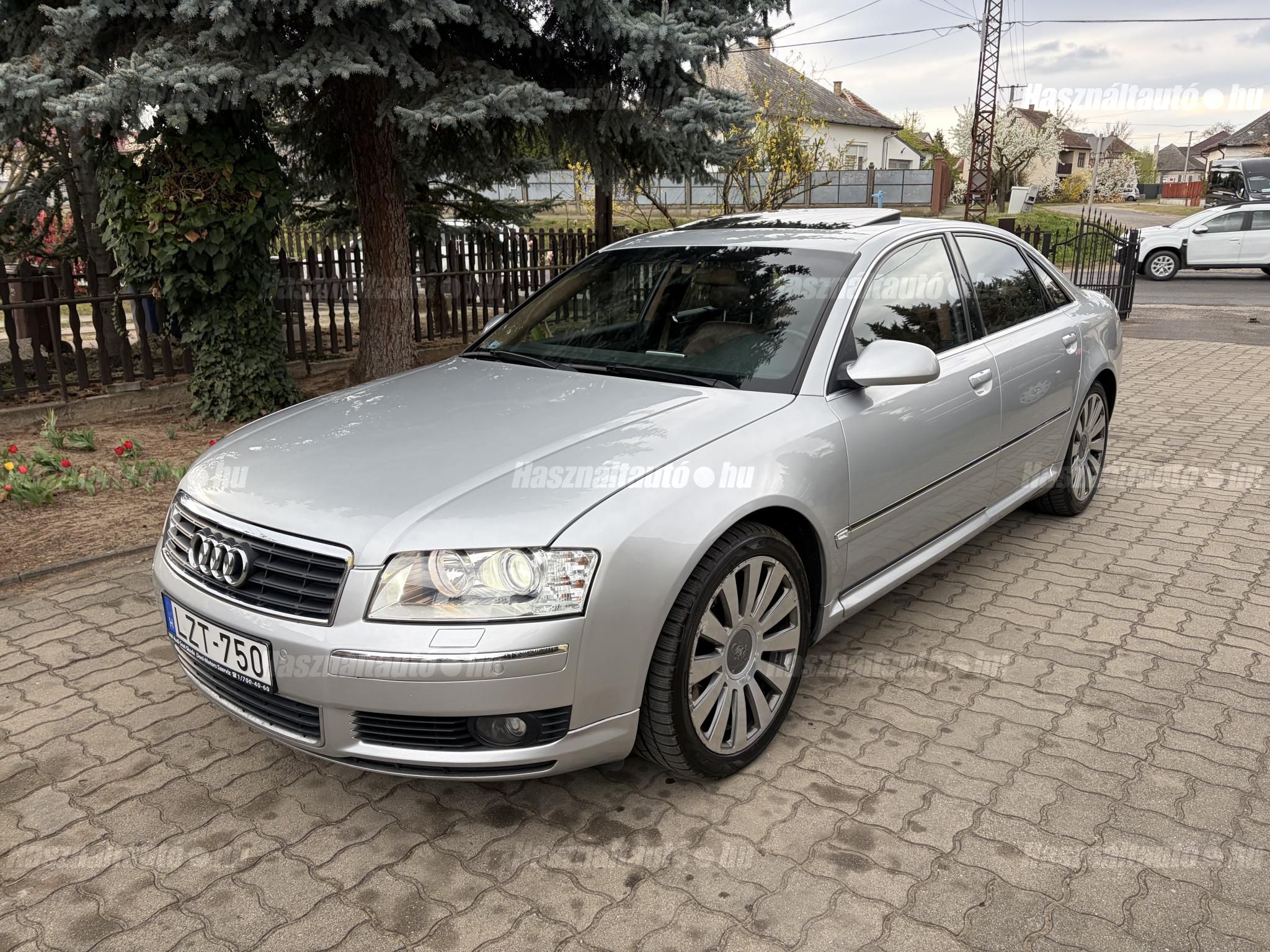 AUDI A8 2003/6 - 1
