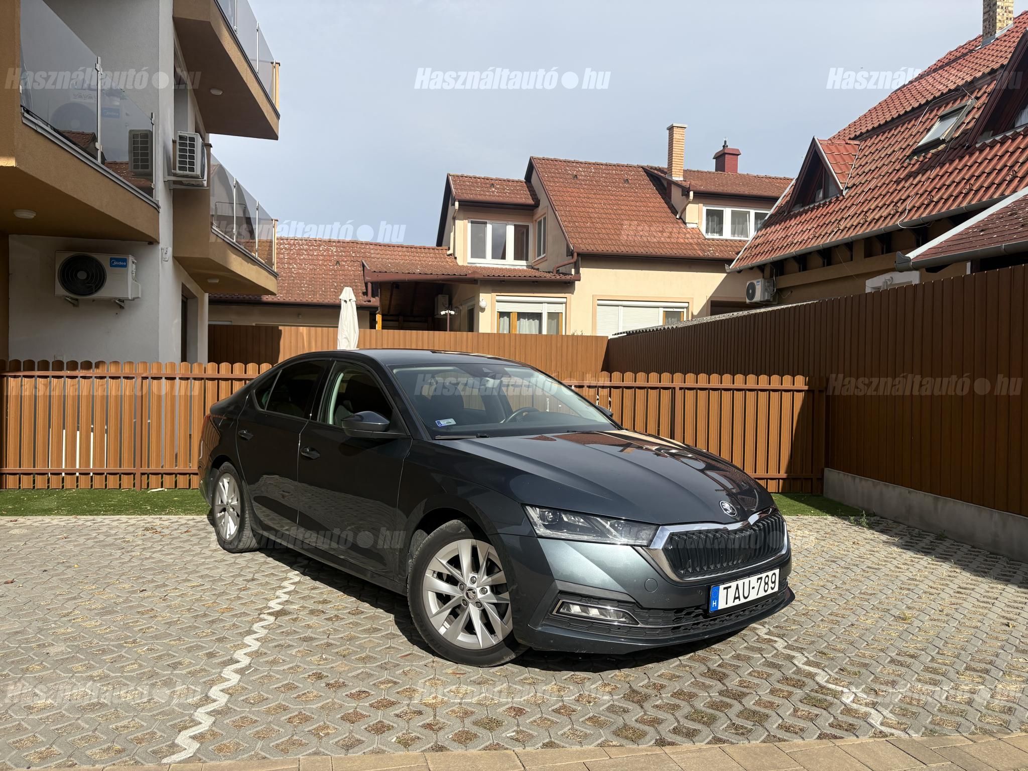 SKODA OCTAVIA 2021/12 - 1