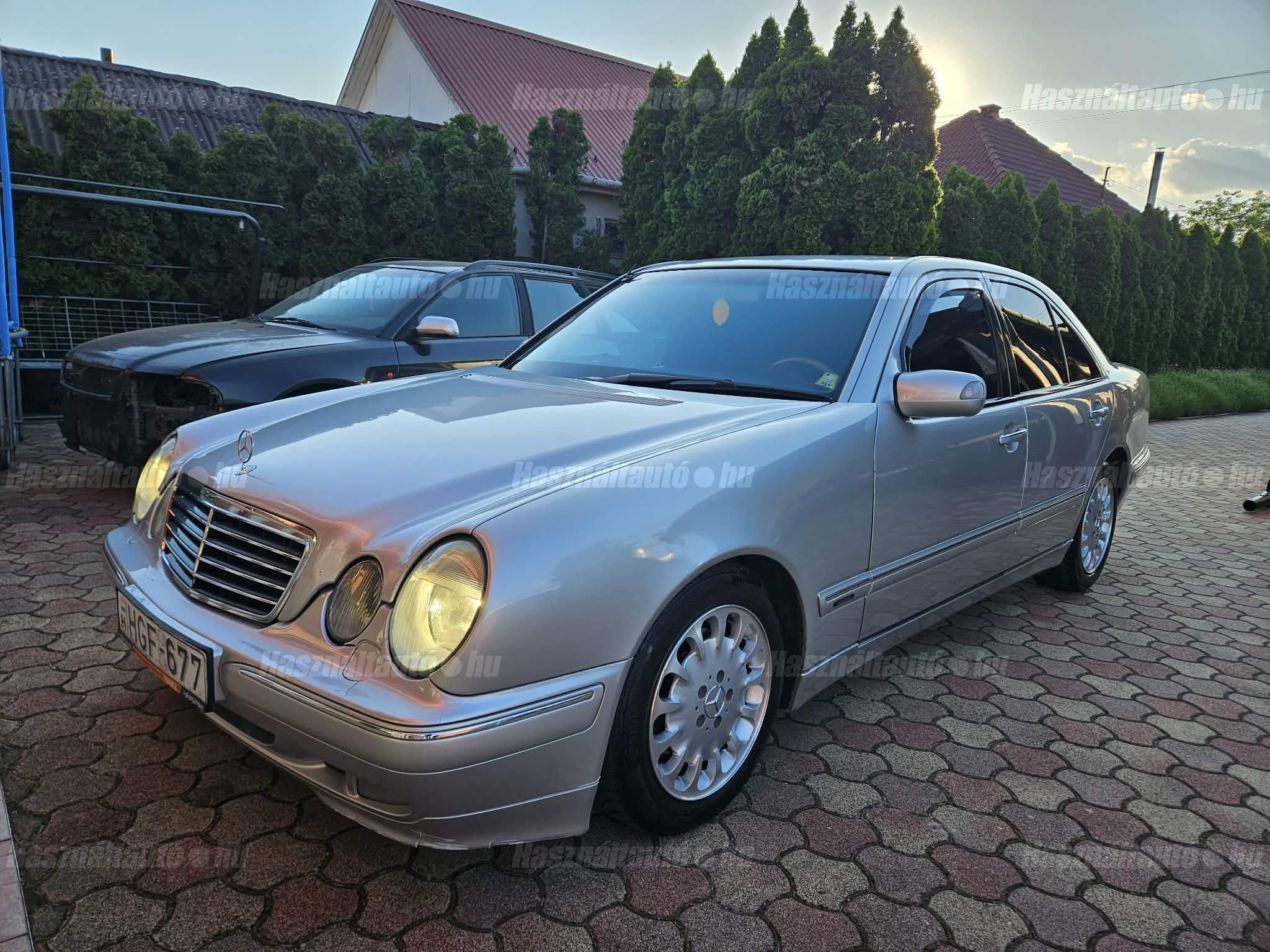 MERCEDES-BENZ E 270 2000 - 1