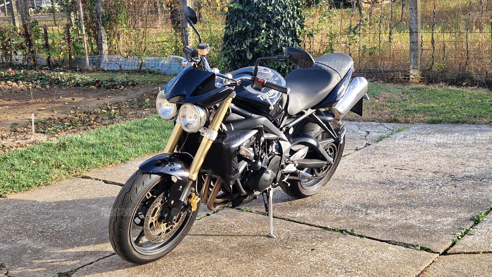 TRIUMPH STREET TRIPLE 675 2007/12 - 1