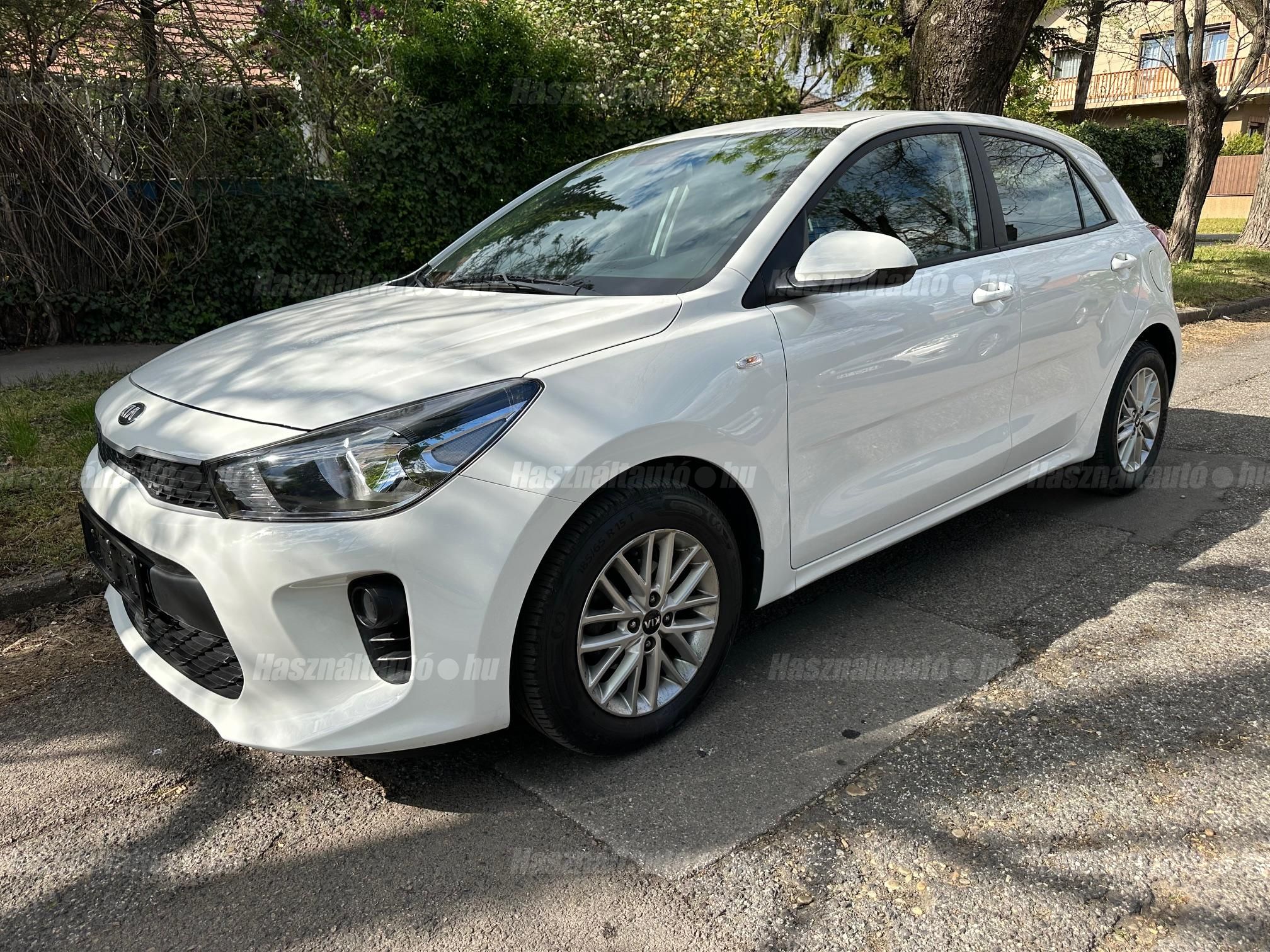 KIA RIO 2019 - 1