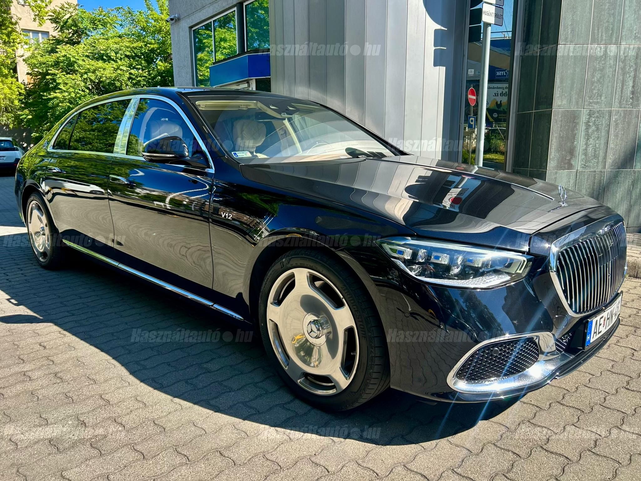 MERCEDES-MAYBACH S680 2023/7 - 1