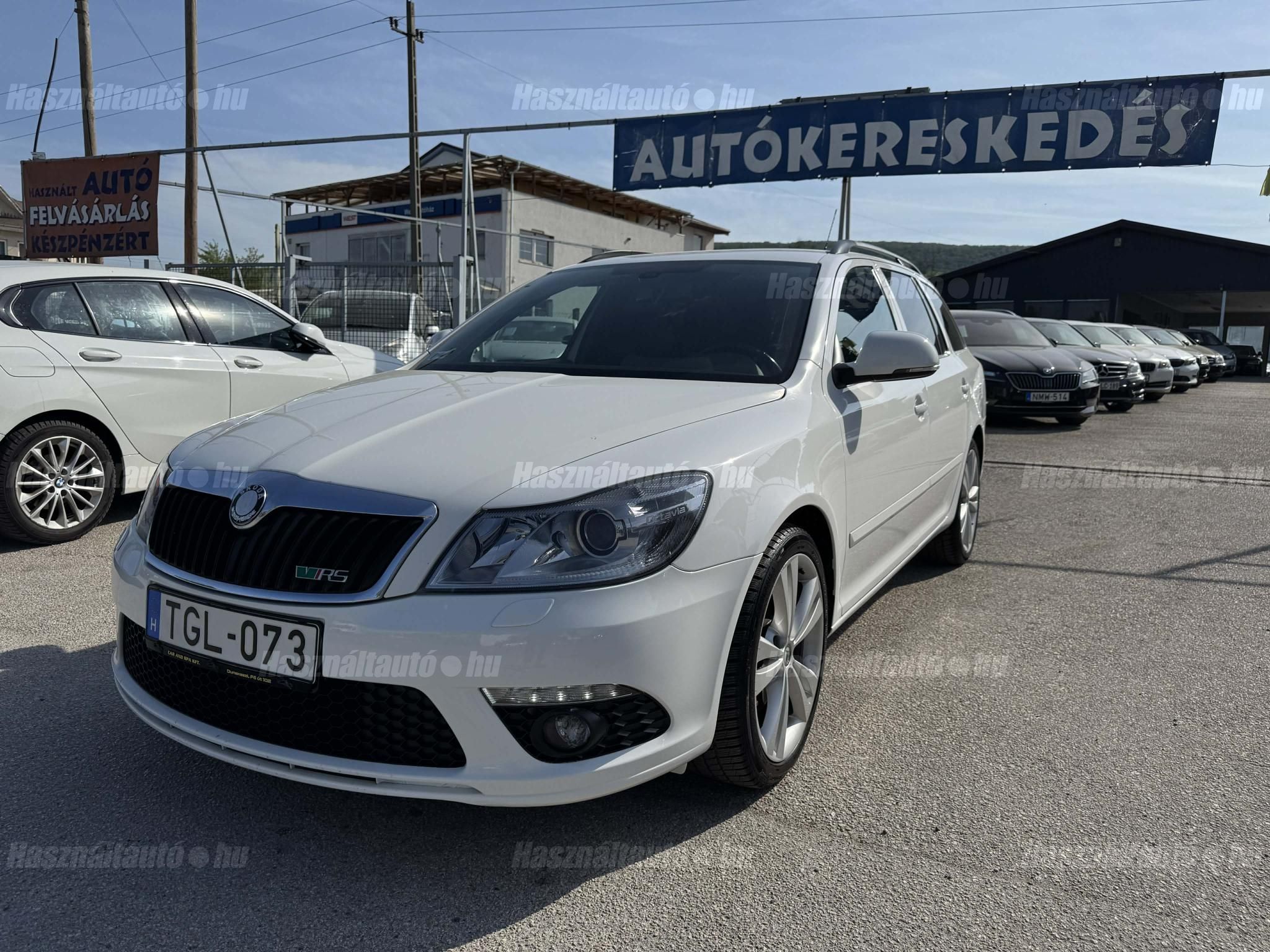 SKODA OCTAVIA 2010/3 - 1