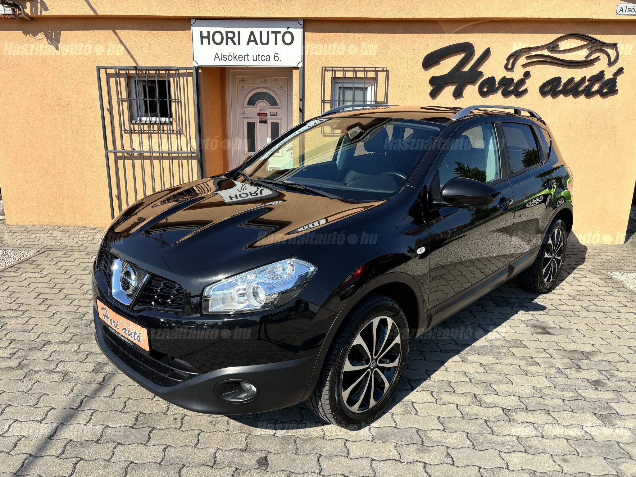 NISSAN QASHQAI 2012/3 - 1