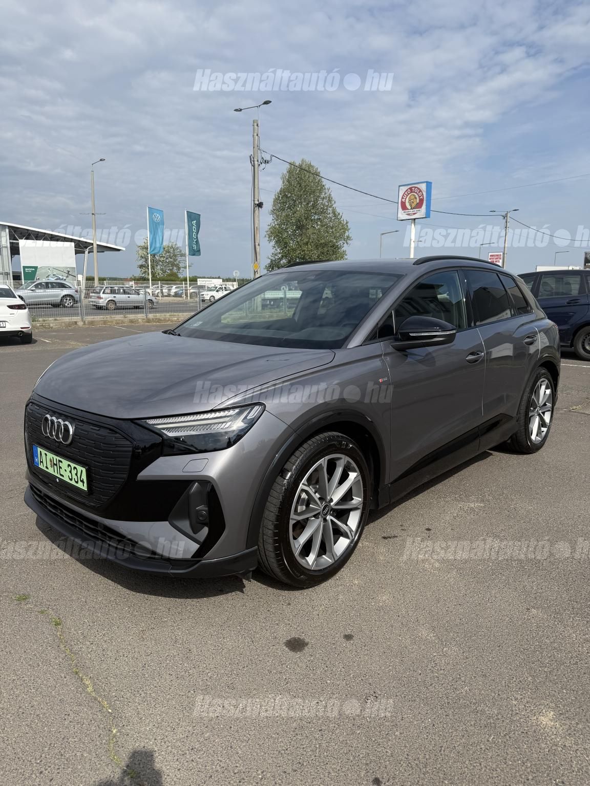AUDI Q4 2021/9 - 1