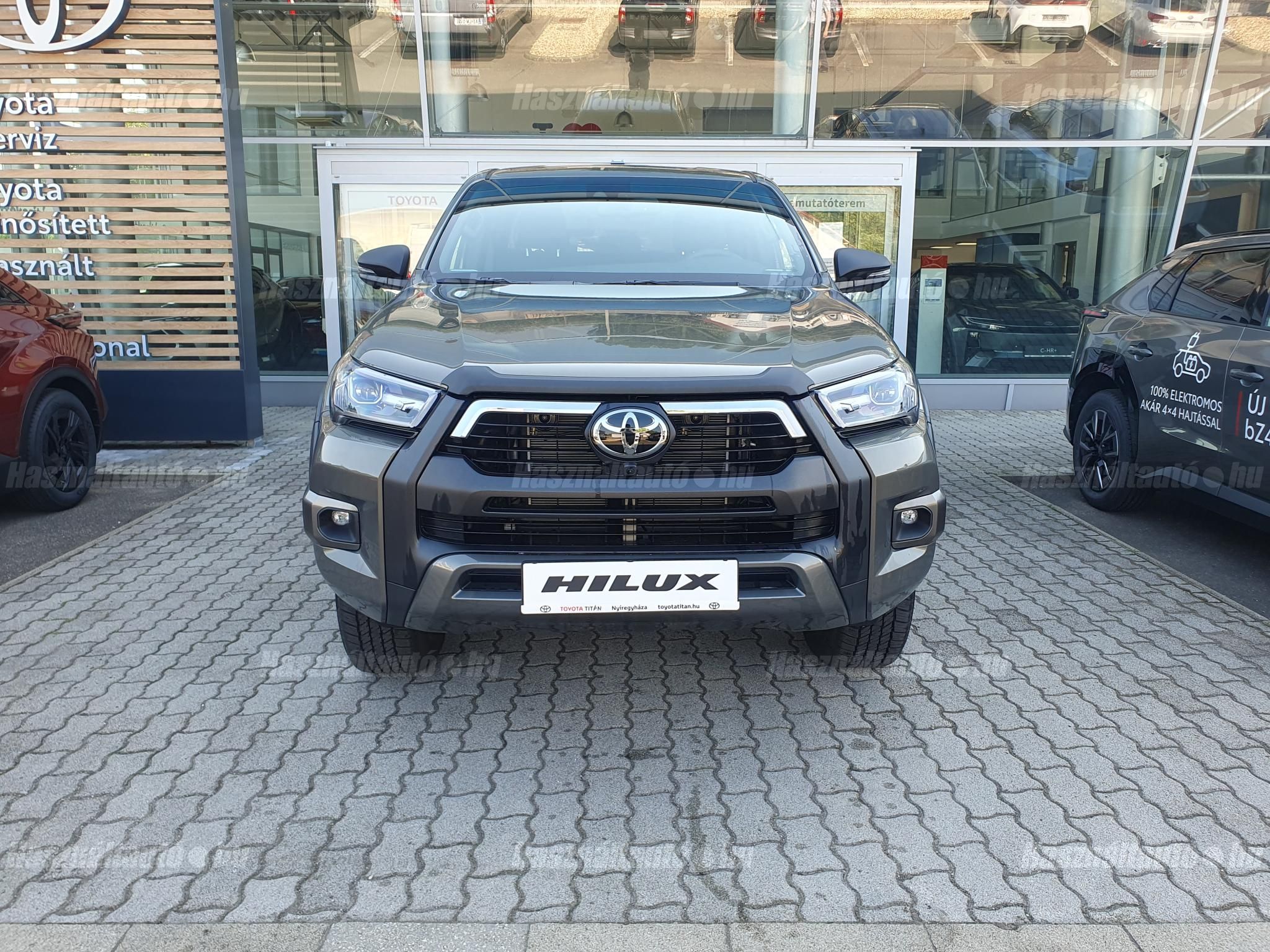 TOYOTA HILUX 2026 - 1