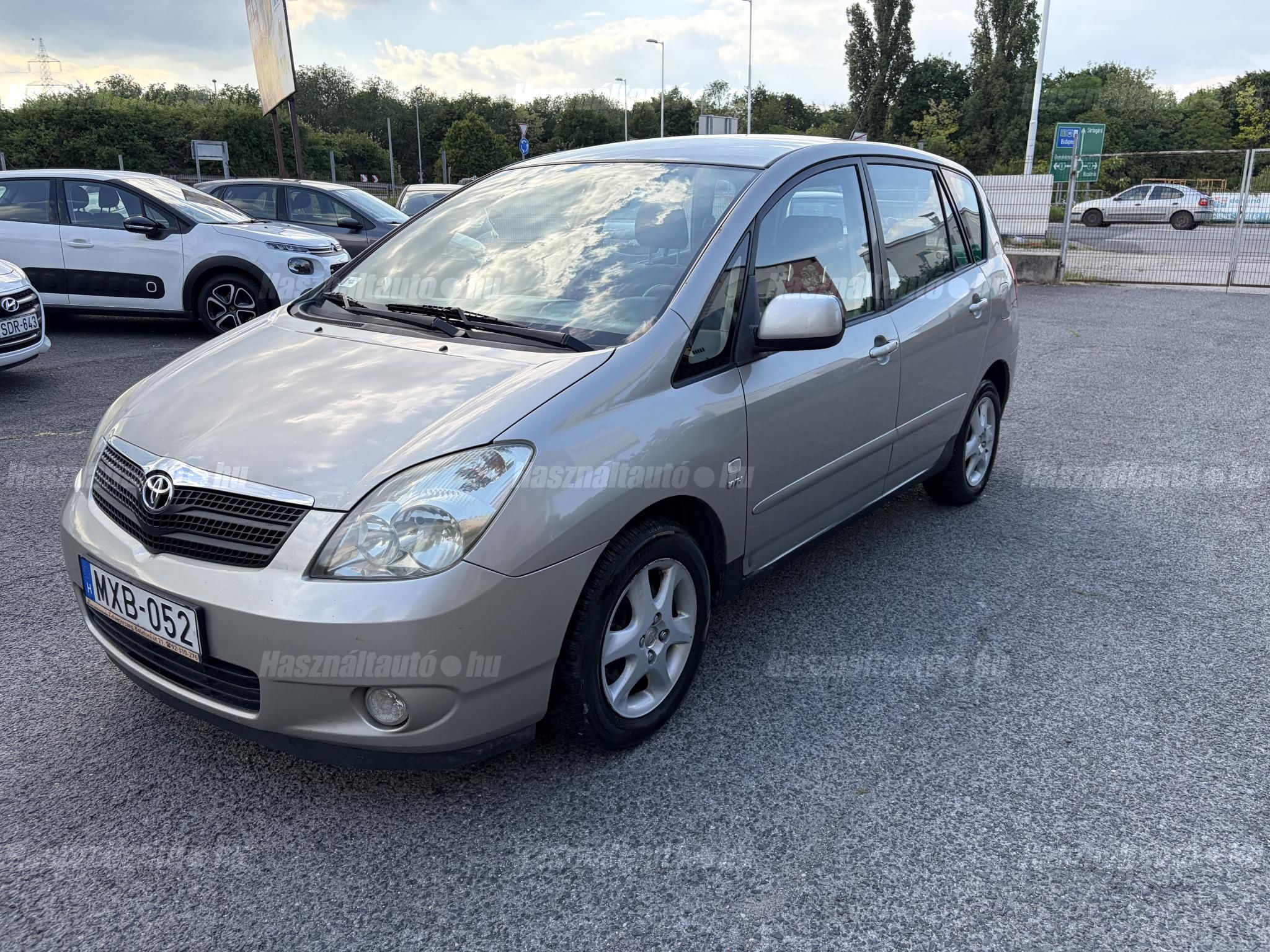 TOYOTA COROLLA VERSO 2002/10 - 1