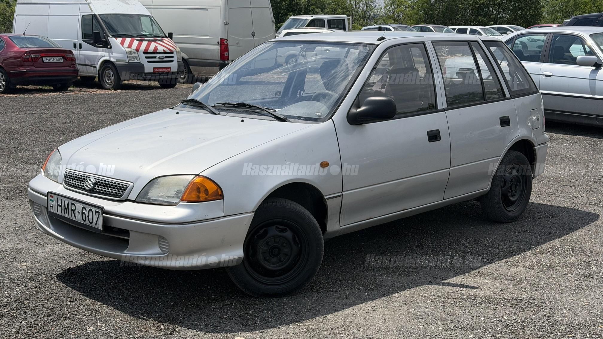 SUZUKI SWIFT 2001/2 - 1