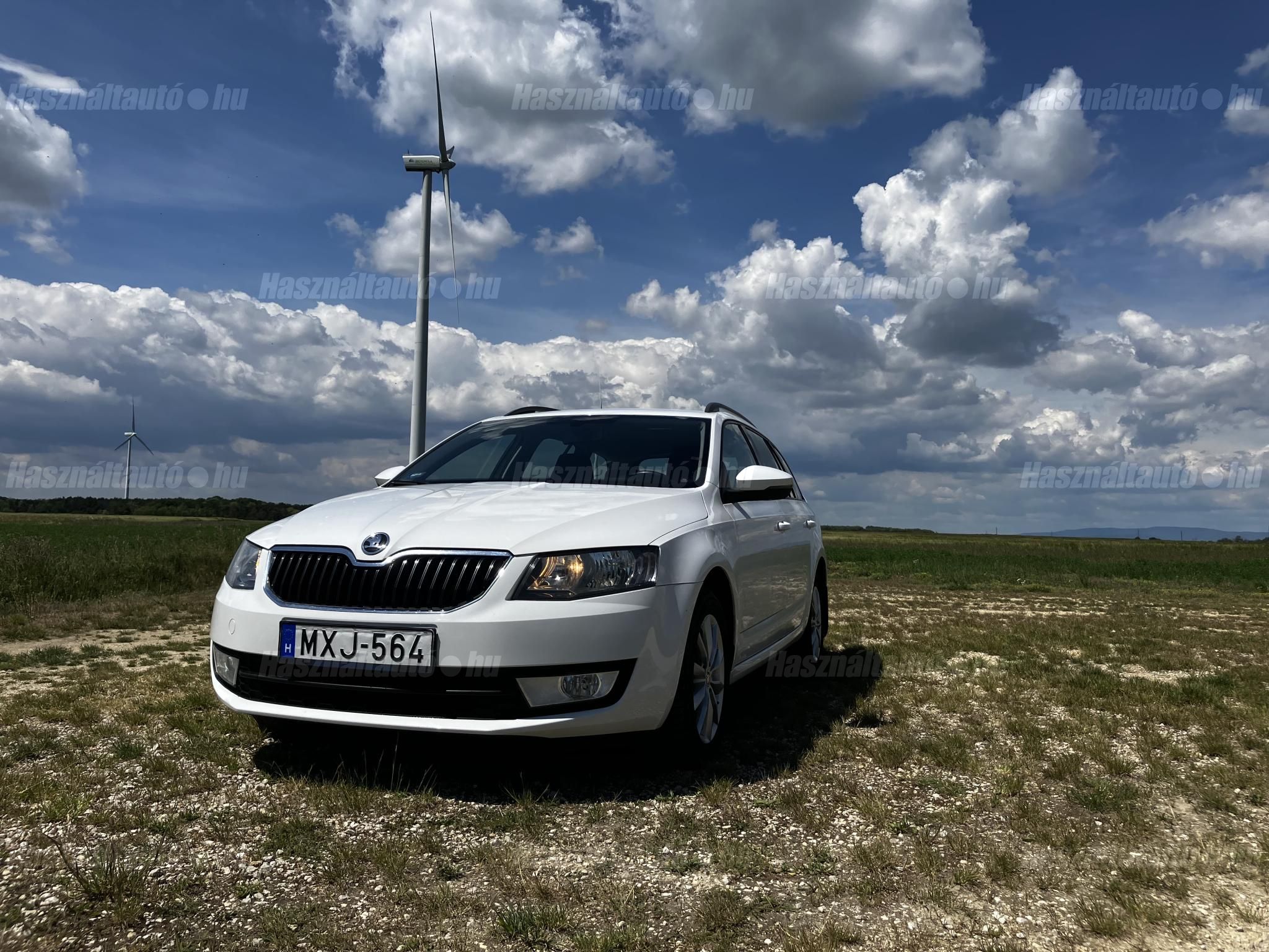 SKODA OCTAVIA 2014/10 - 1
