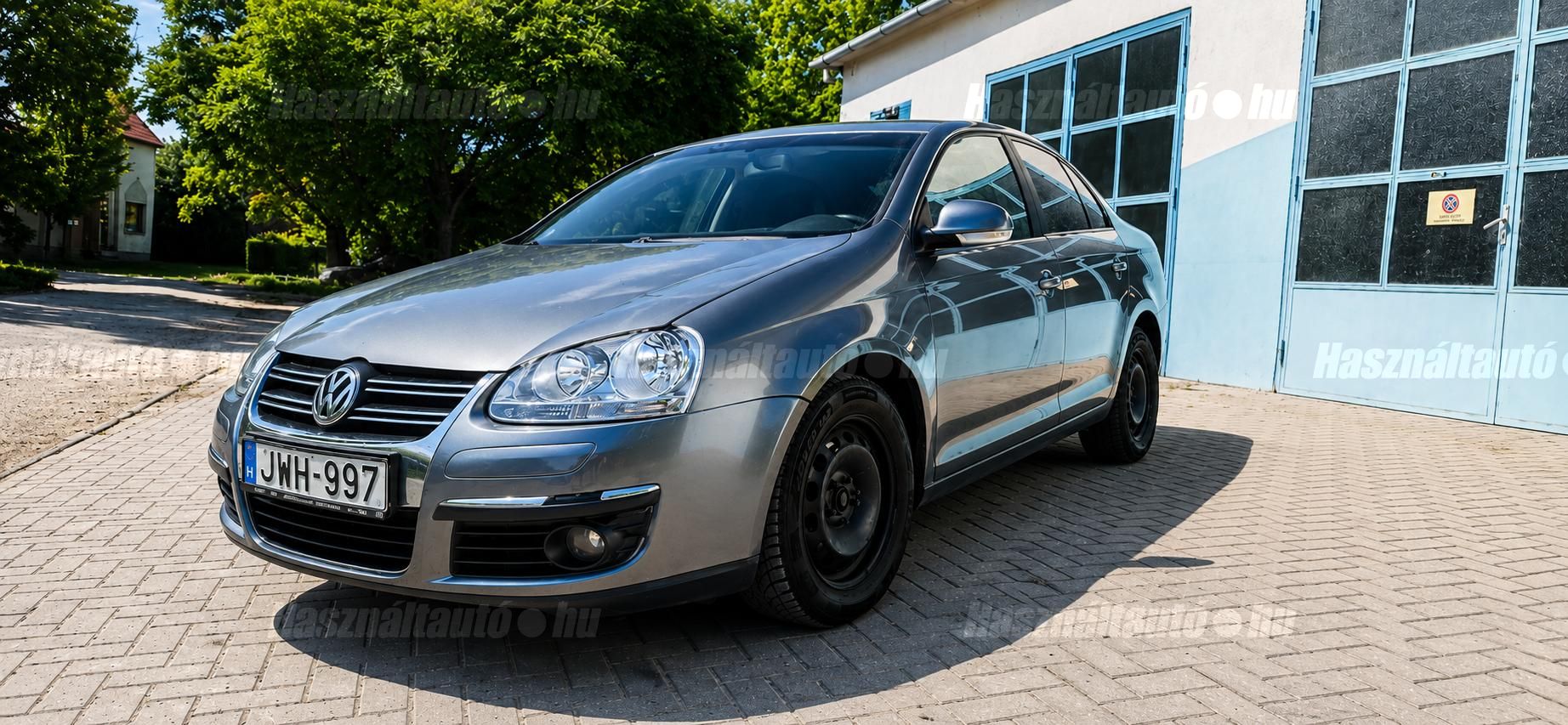 VOLKSWAGEN JETTA 2005/5 - 1
