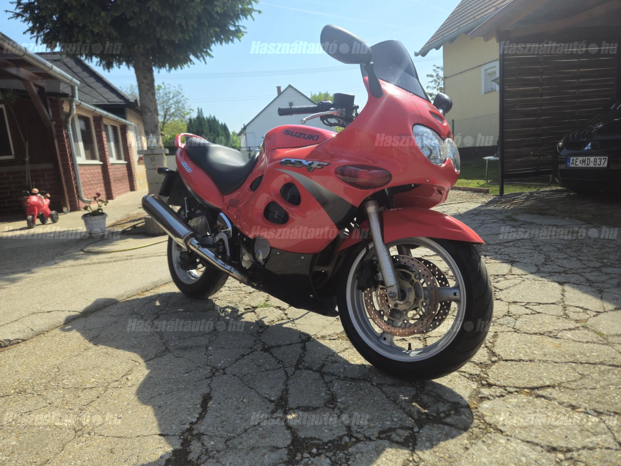 SUZUKI GSX 600 F 2001/7 - 1