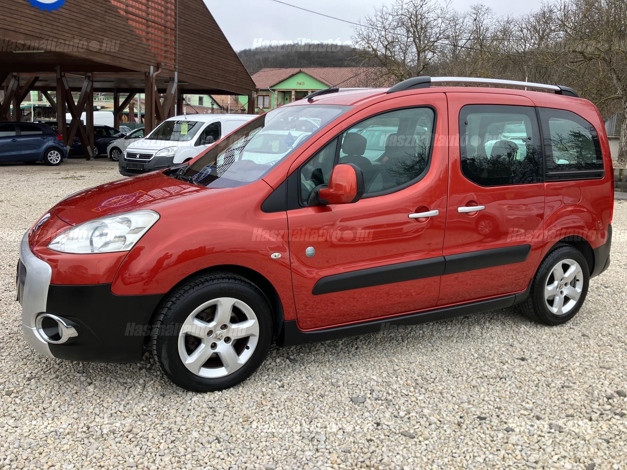 PEUGEOT PARTNER 2011/10 - 1