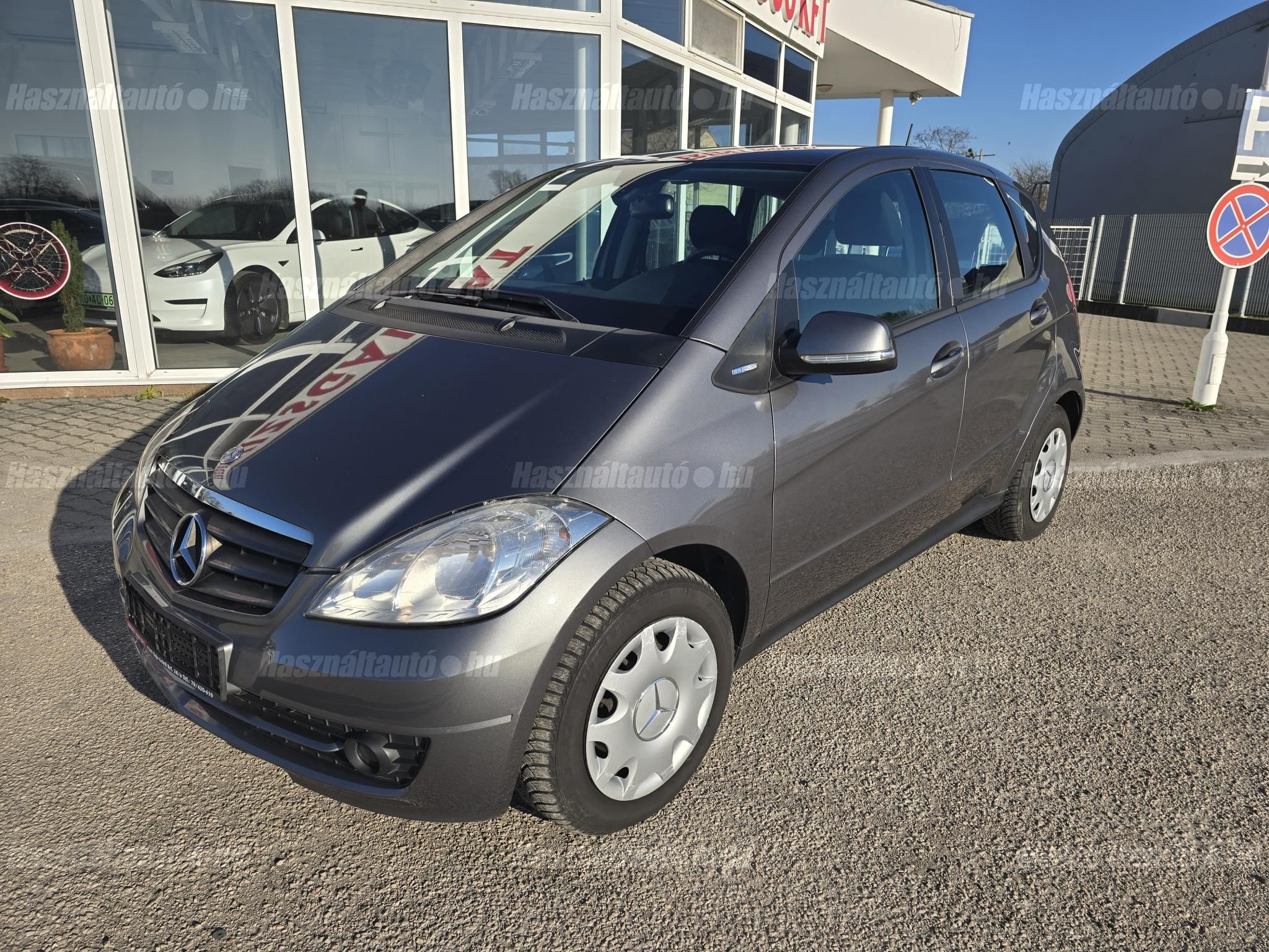 MERCEDES-BENZ A 160 2011/3 - 1