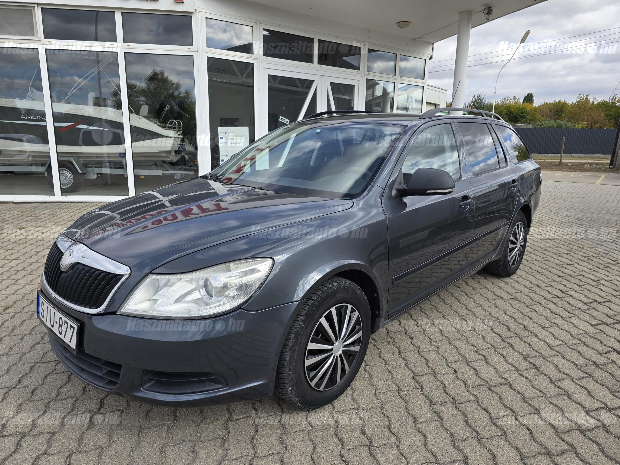 SKODA OCTAVIA 2010/9 - 1