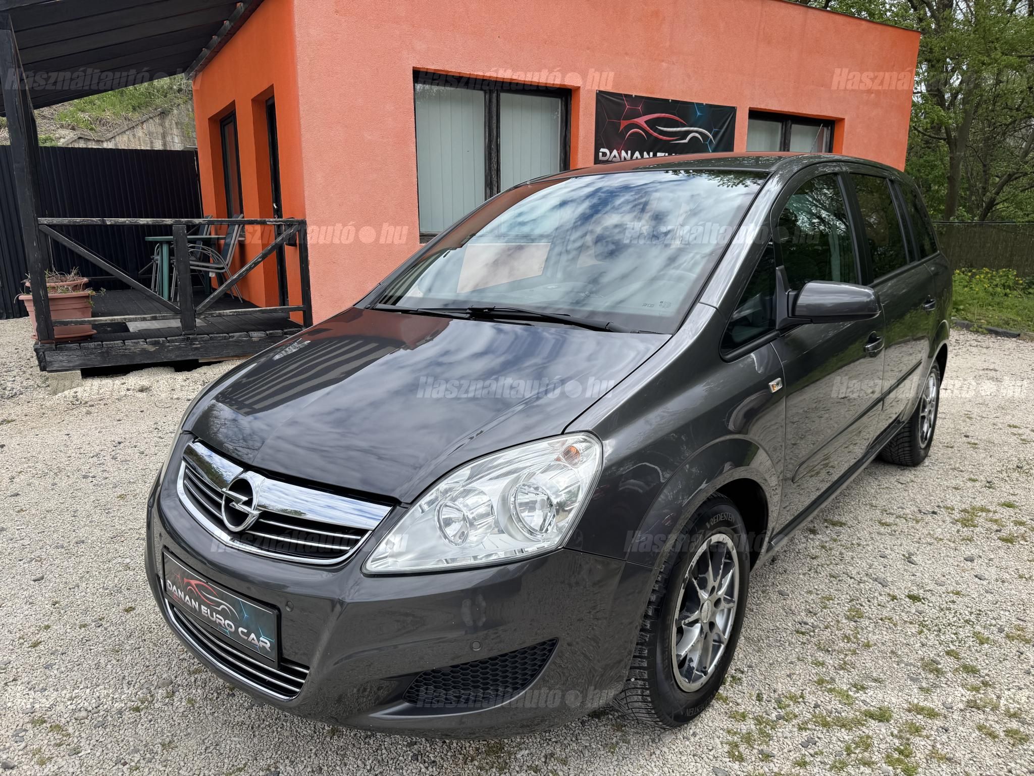 OPEL ZAFIRA 2009/8 - 1