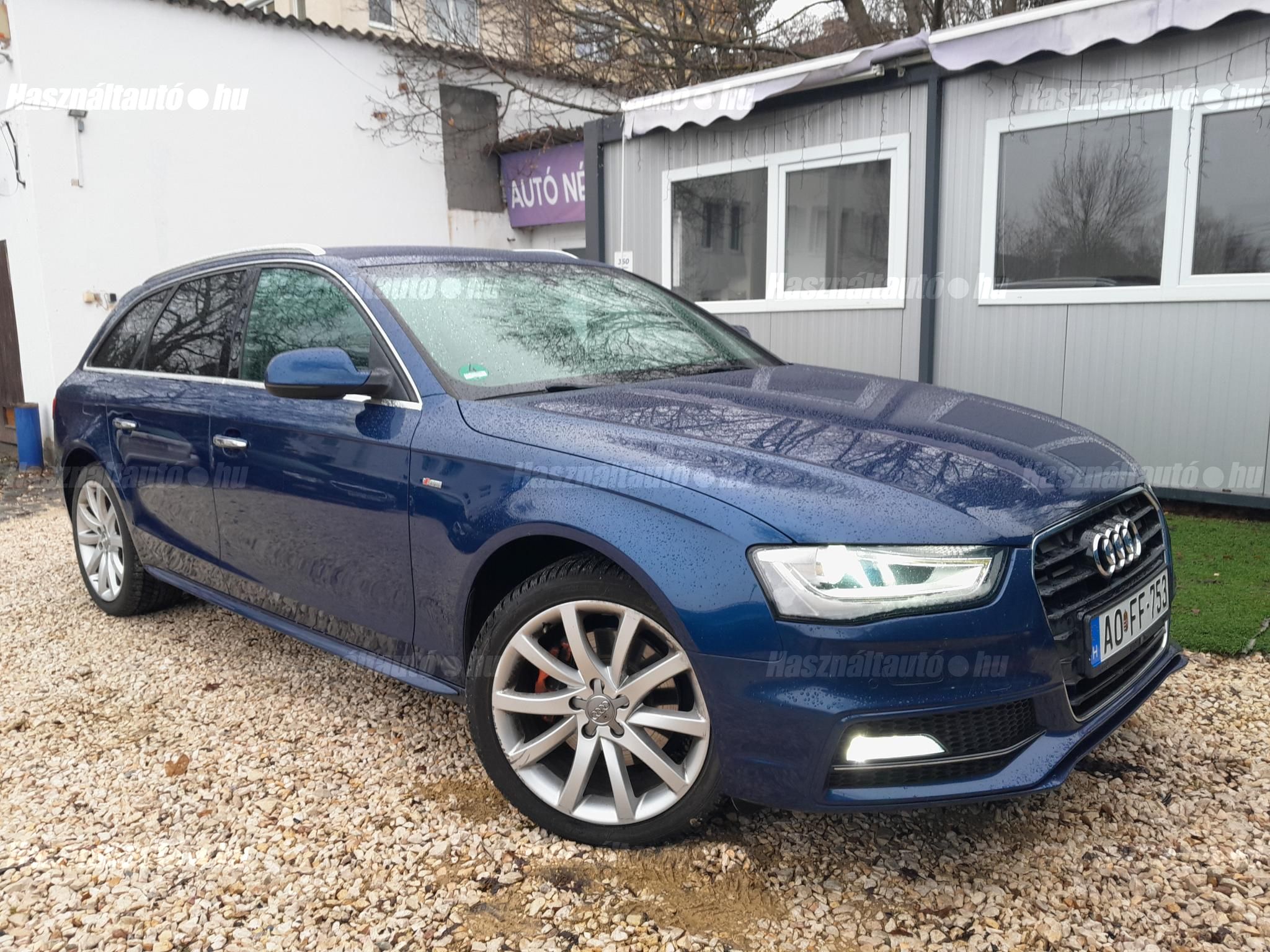 AUDI A4 2014/6 - 1