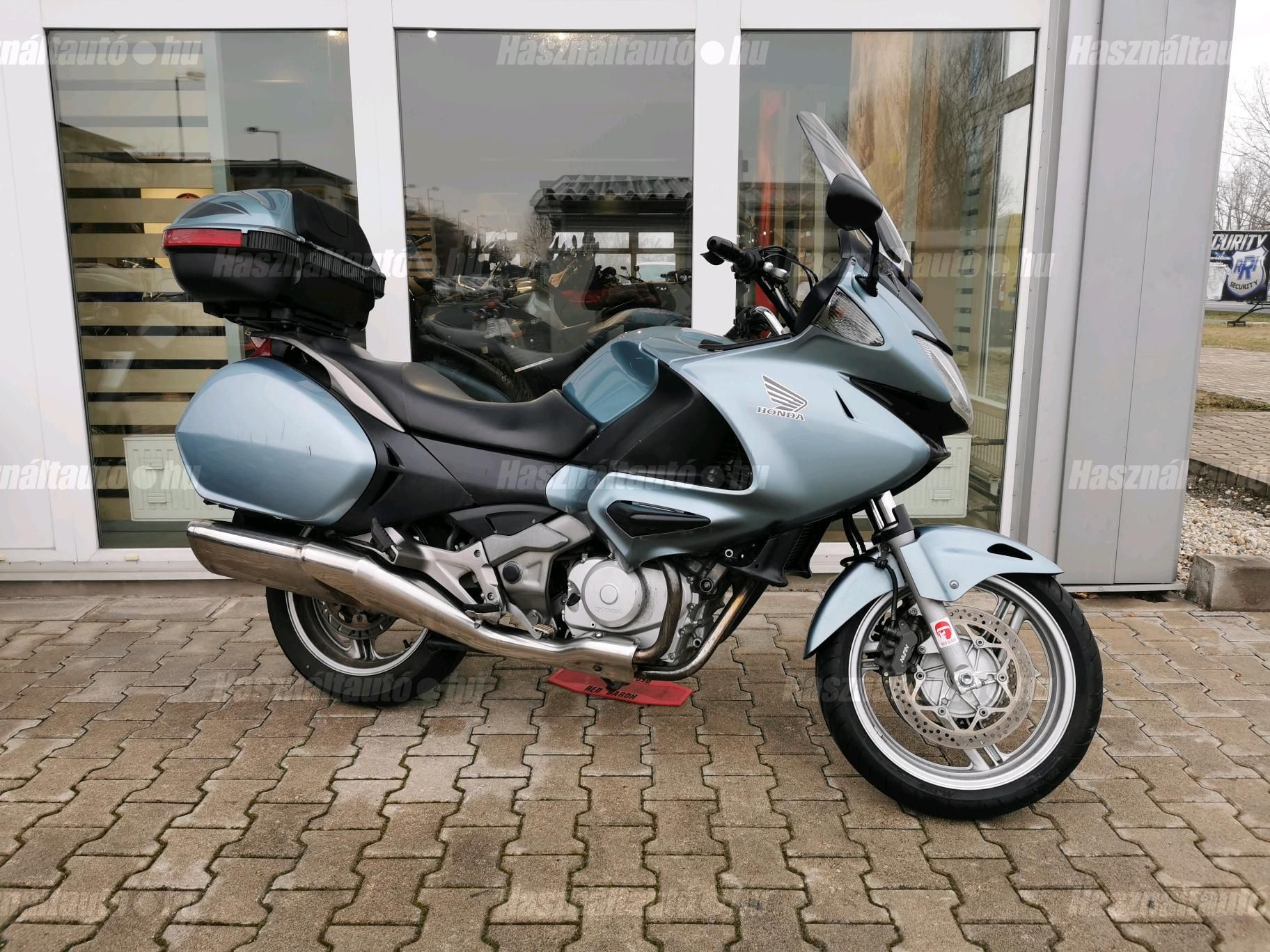 HONDA NT 700 V DEAUVILLE 2006 - 1